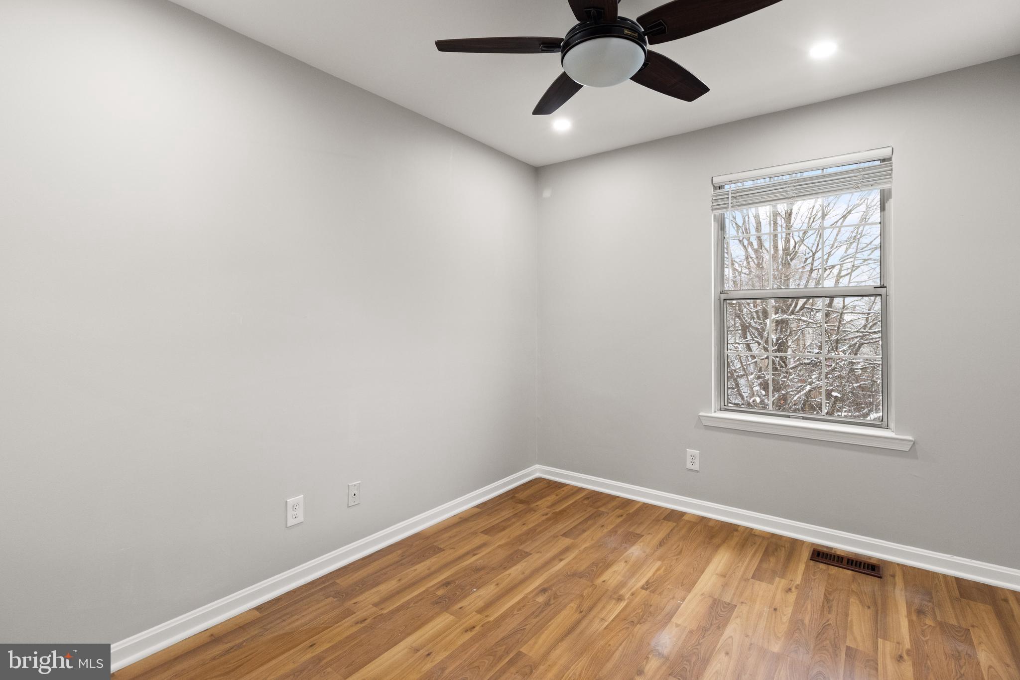 PARADISE - Residential