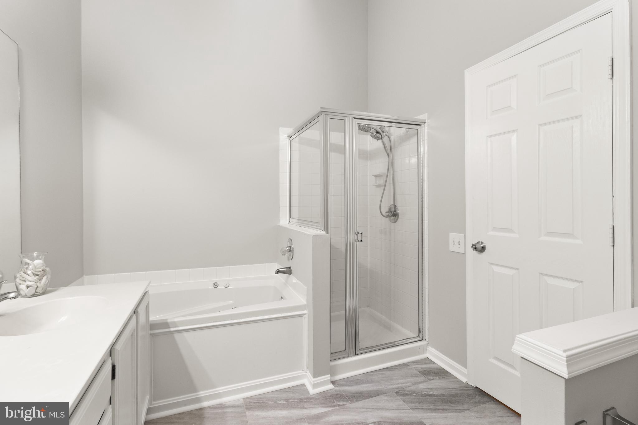 PARADISE - Residential