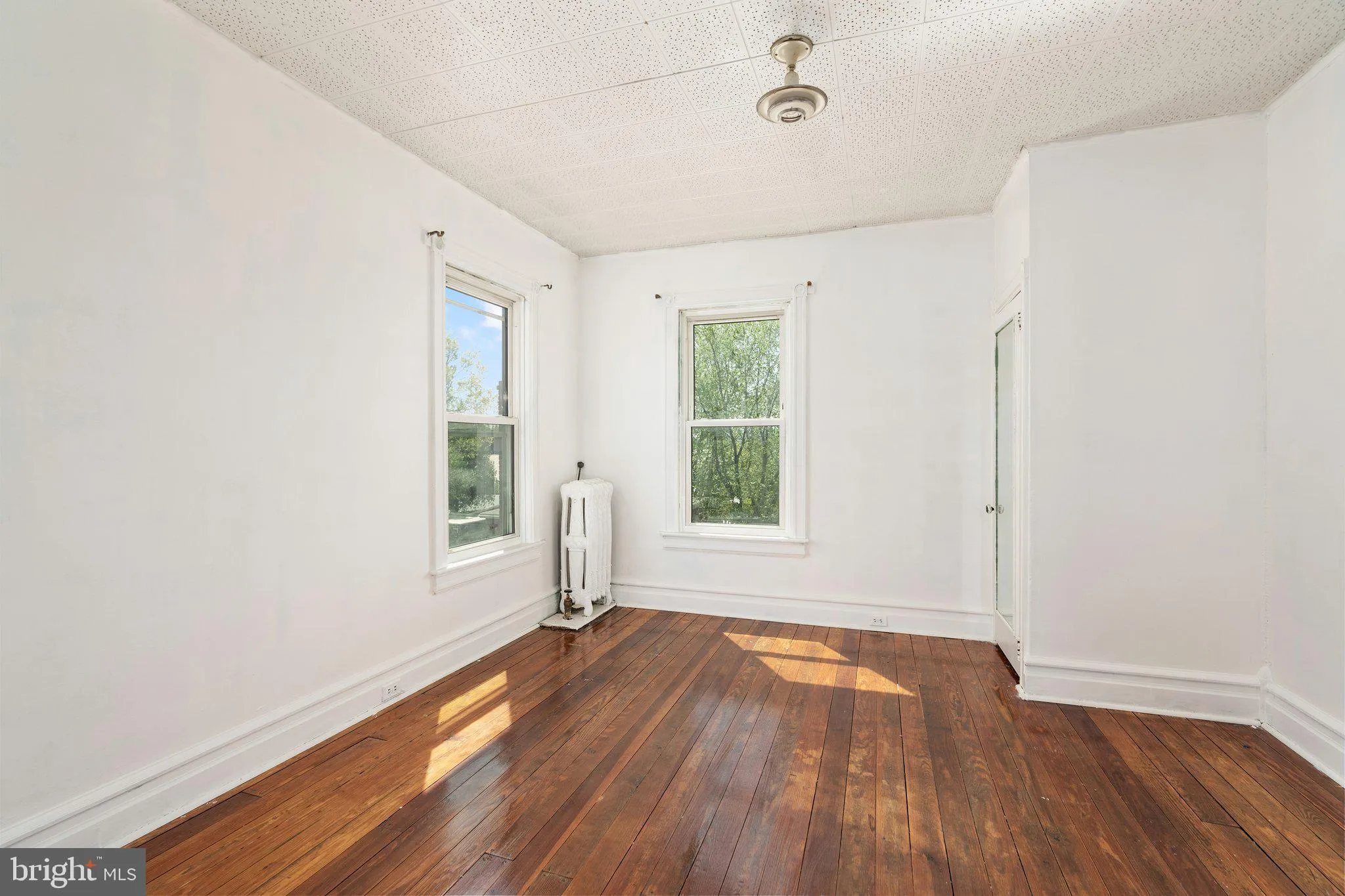 Fogelsville, Pennsylvania 18051, United States, 4 Bedrooms Bedrooms, ,2 BathroomsBathrooms,Residential,Active,120605