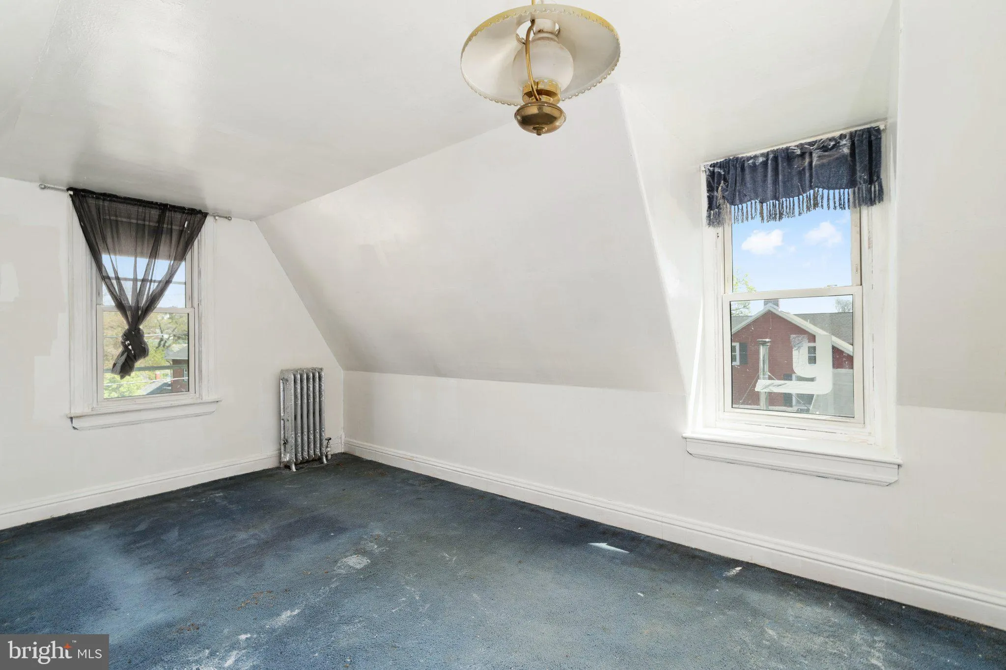 Fogelsville, Pennsylvania 18051, United States, 4 Bedrooms Bedrooms, ,2 BathroomsBathrooms,Residential,Active,120605