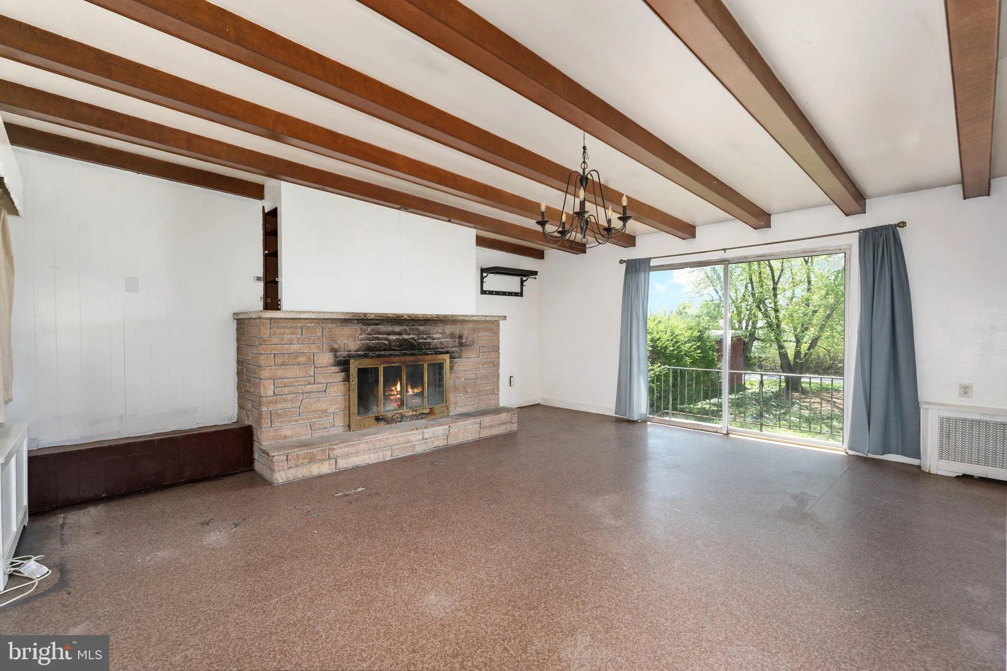 Fogelsville, Pennsylvania 18051, United States, 4 Bedrooms Bedrooms, ,2 BathroomsBathrooms,Residential,Active,120605