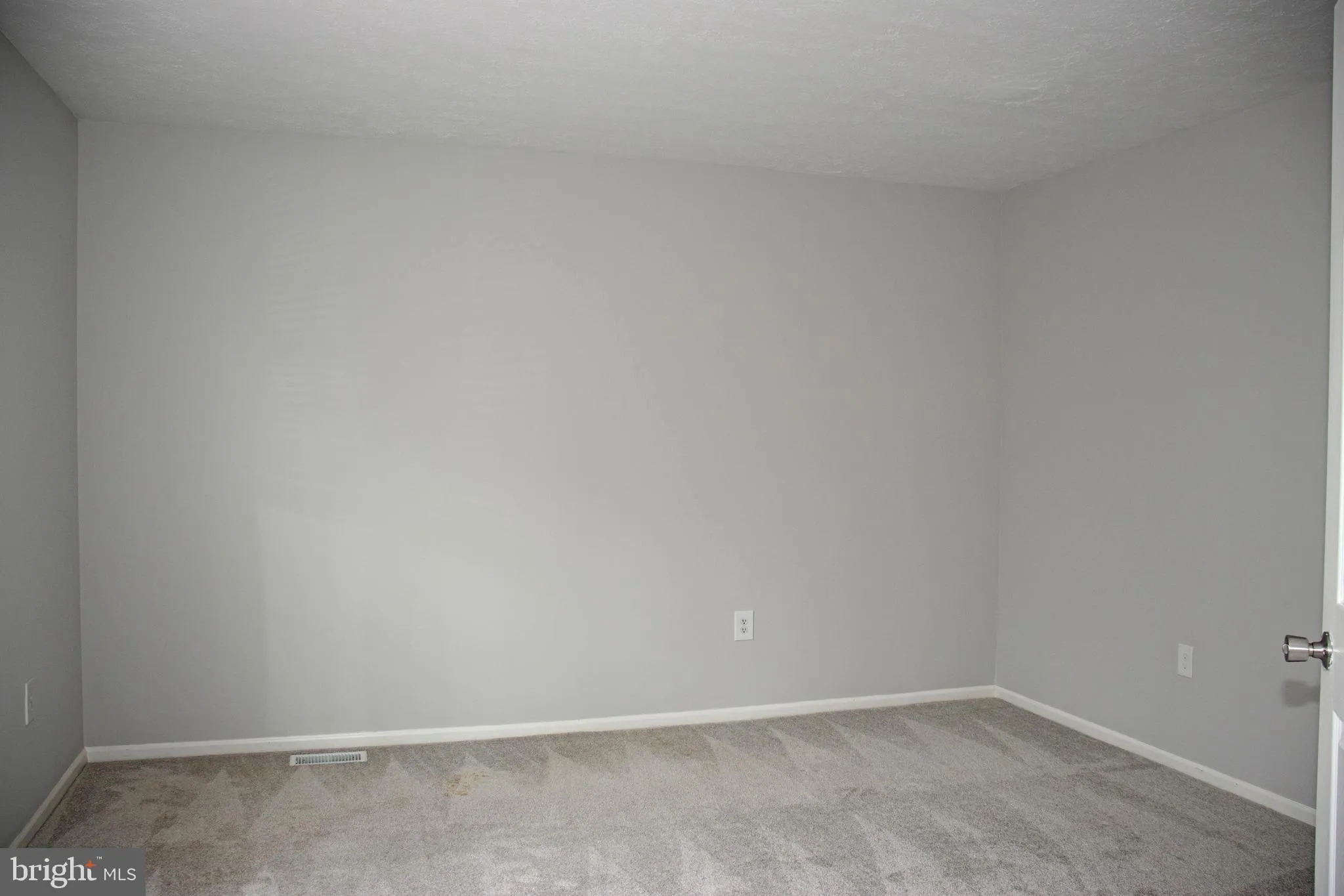 Newark, Delaware 19702, United States, 2 Bedrooms Bedrooms, ,2 BathroomsBathrooms,Residential,Active,102315