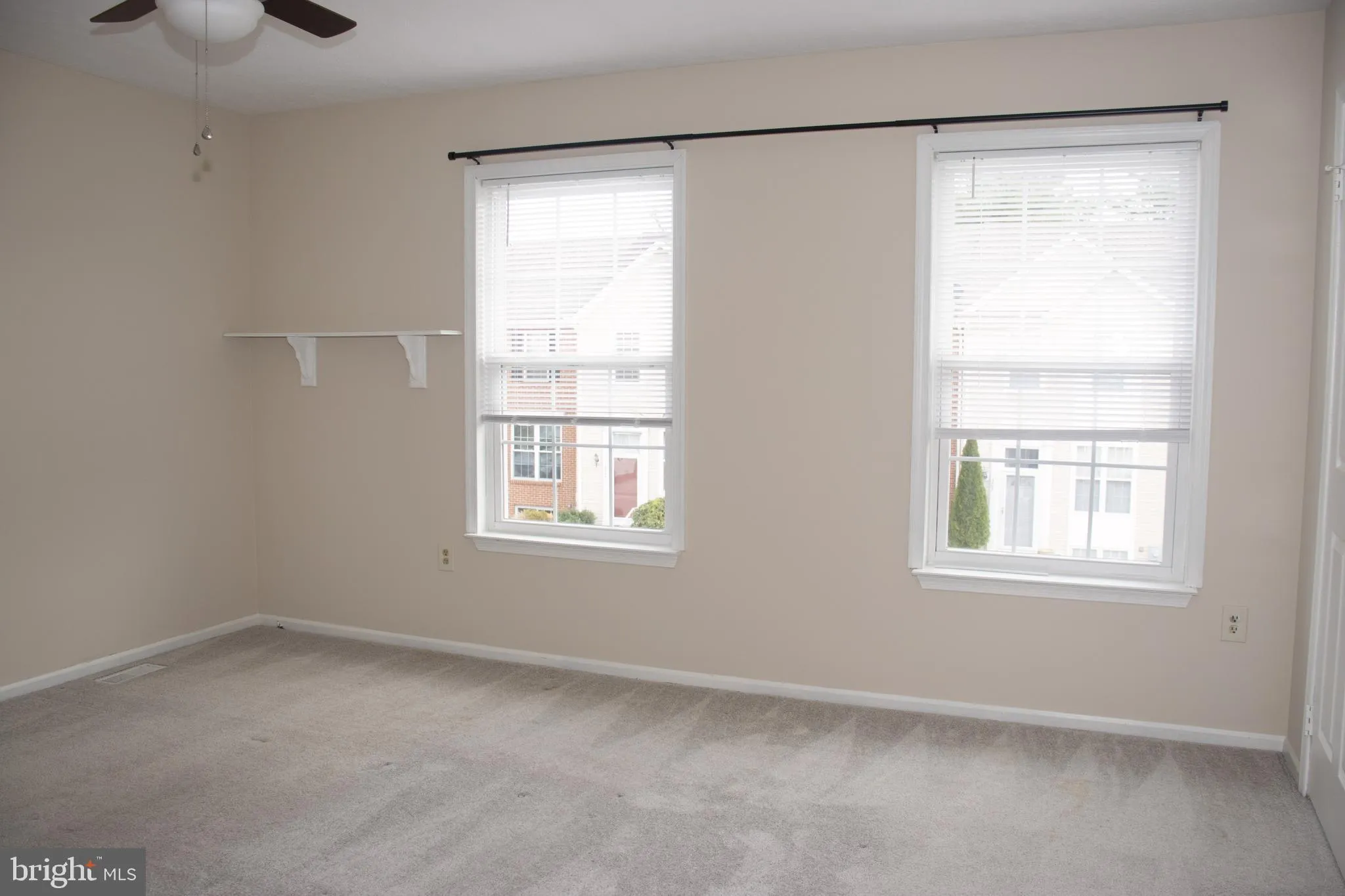 Newark, Delaware 19702, United States, 2 Bedrooms Bedrooms, ,2 BathroomsBathrooms,Residential,Active,102315