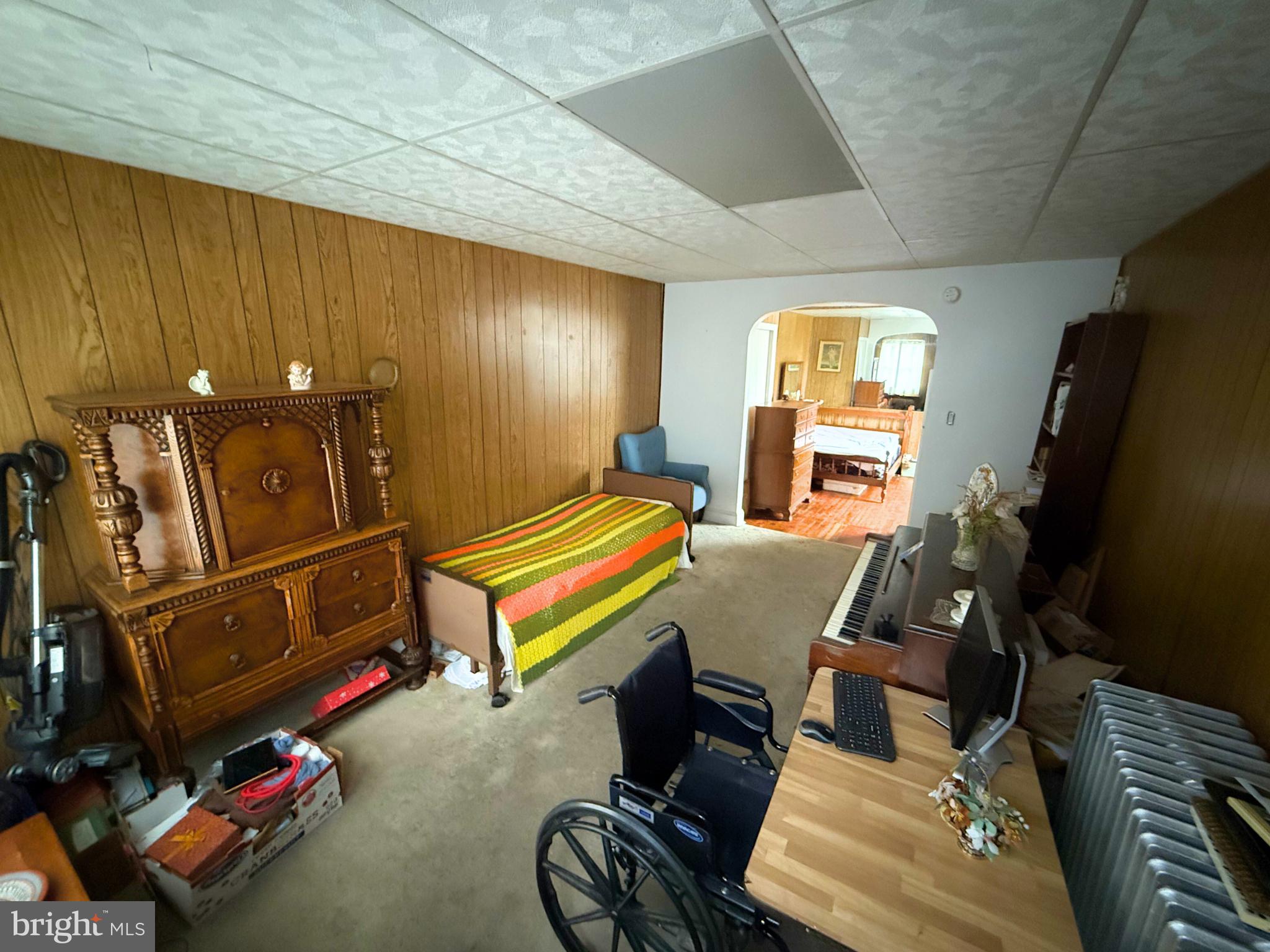 MILL HILL - Residential