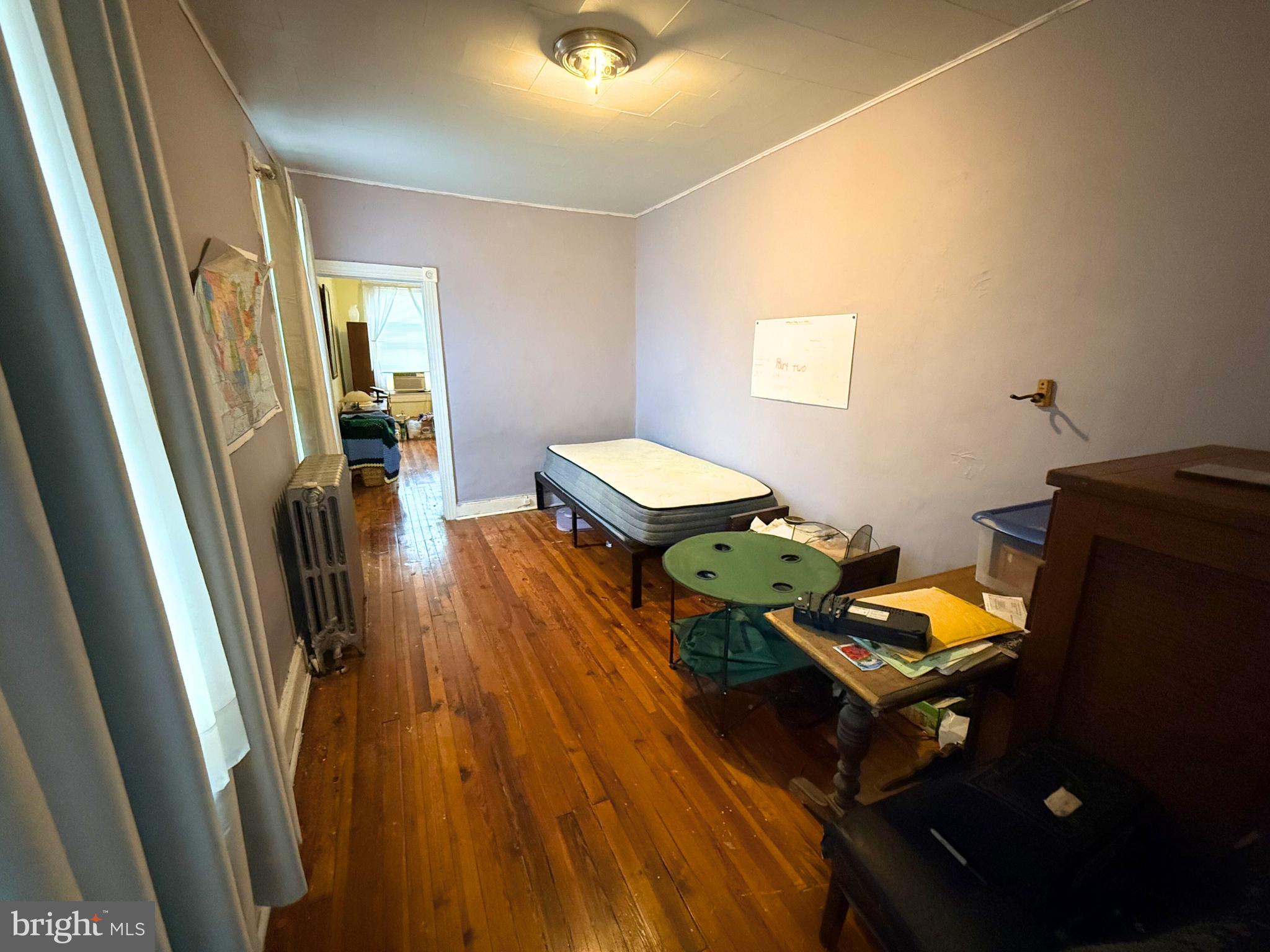 MILL HILL - Residential