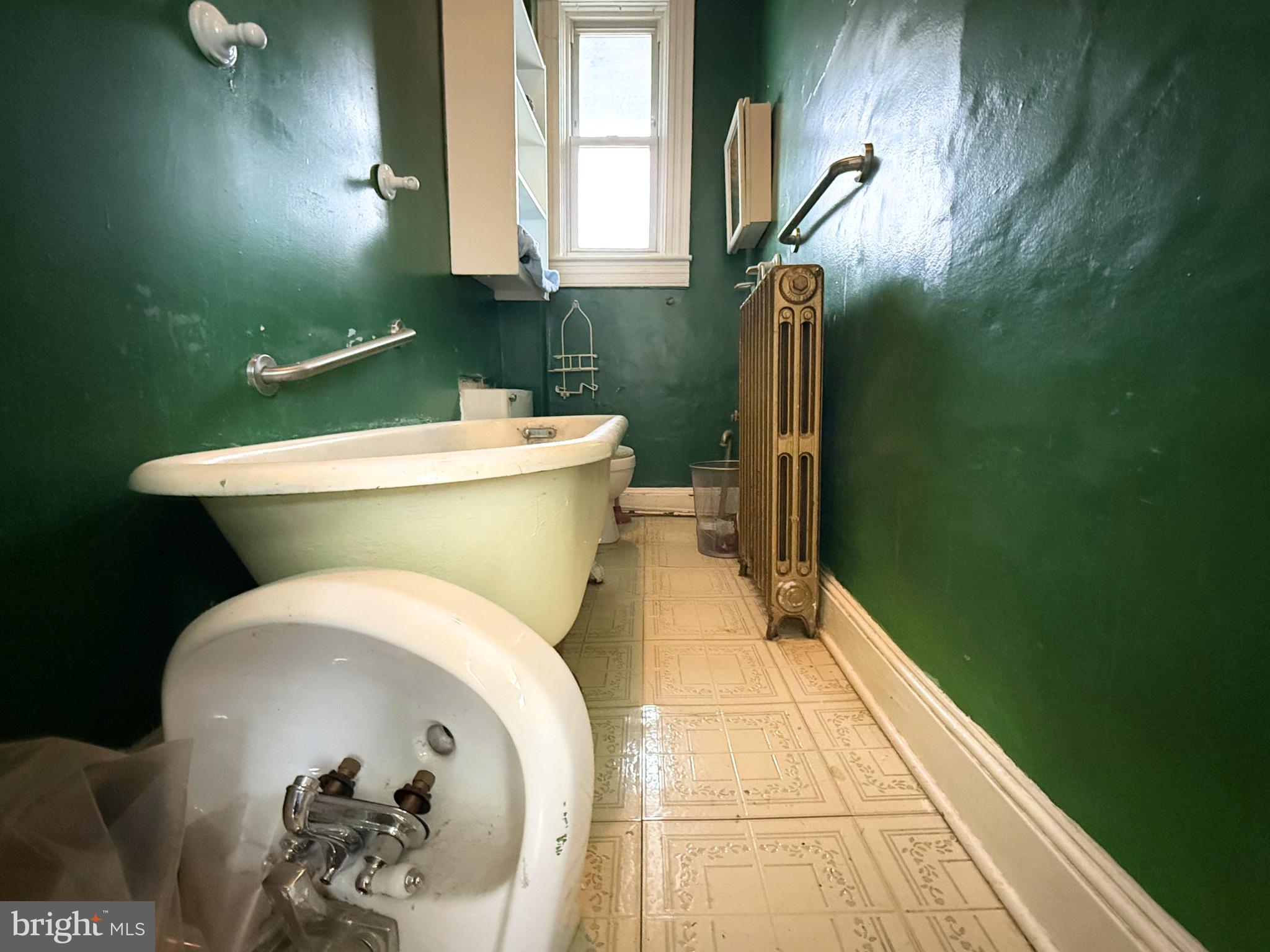 MILL HILL - Residential