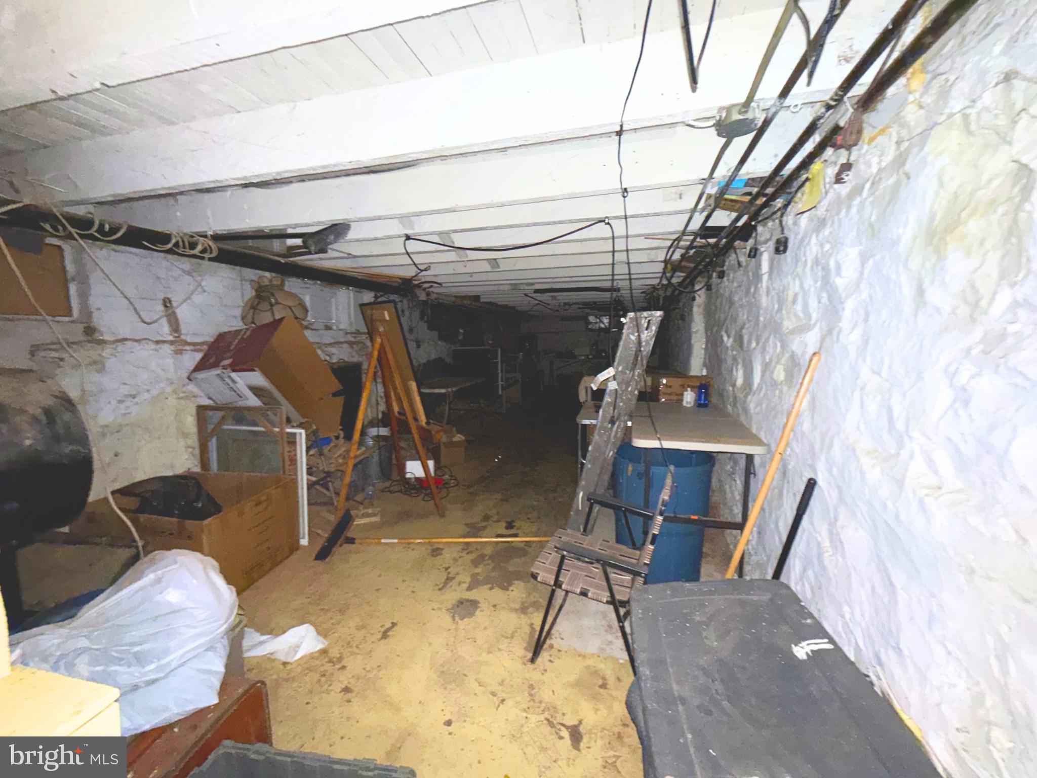 MILL HILL - Residential