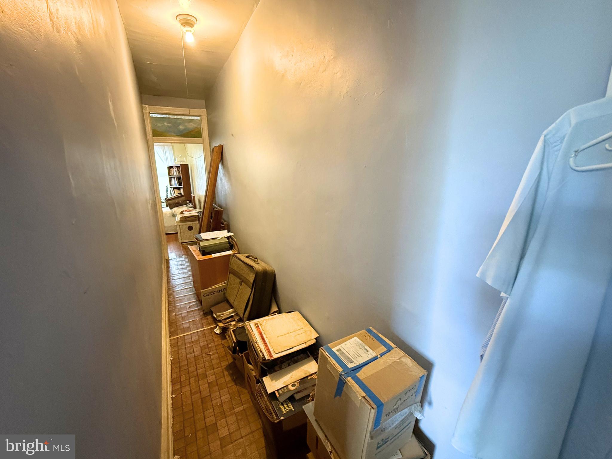 MILL HILL - Residential