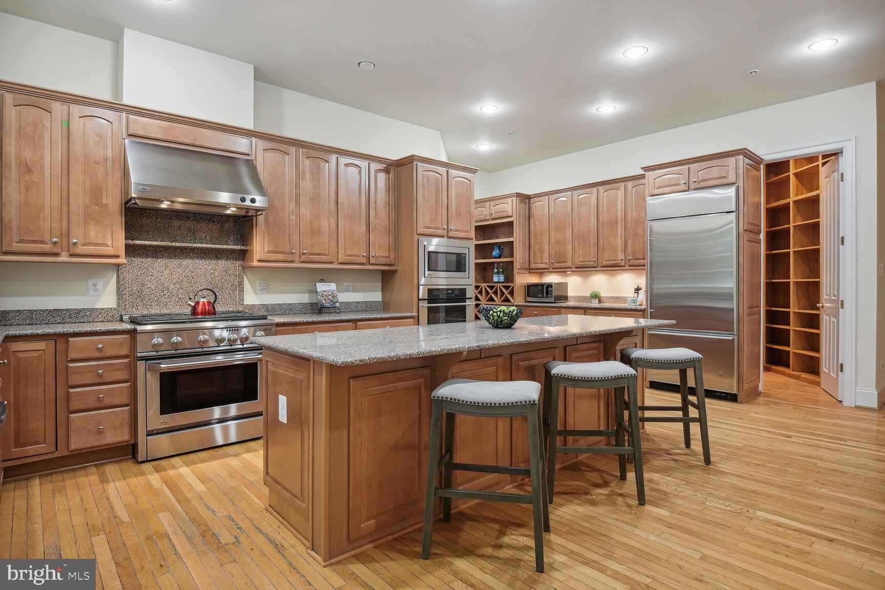 POTOMAC CREST - Residential