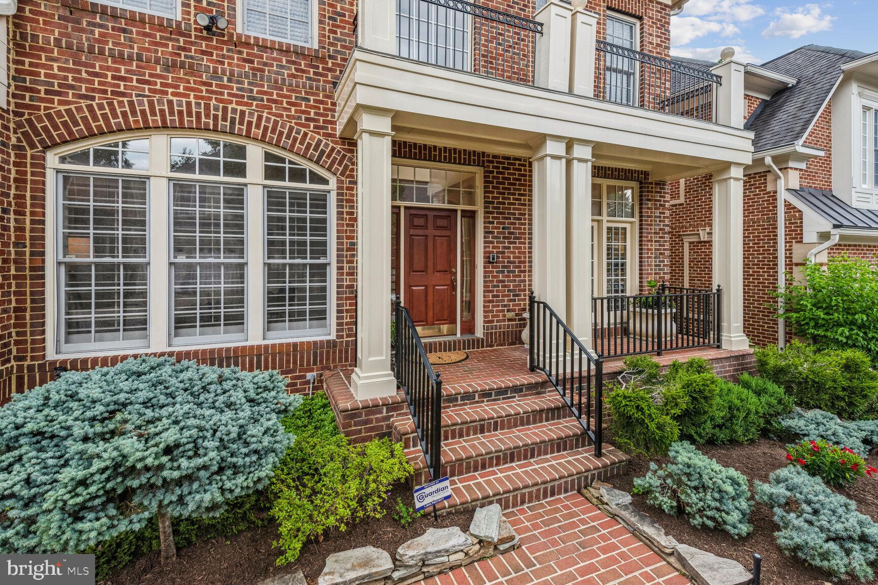 POTOMAC CREST - Residential