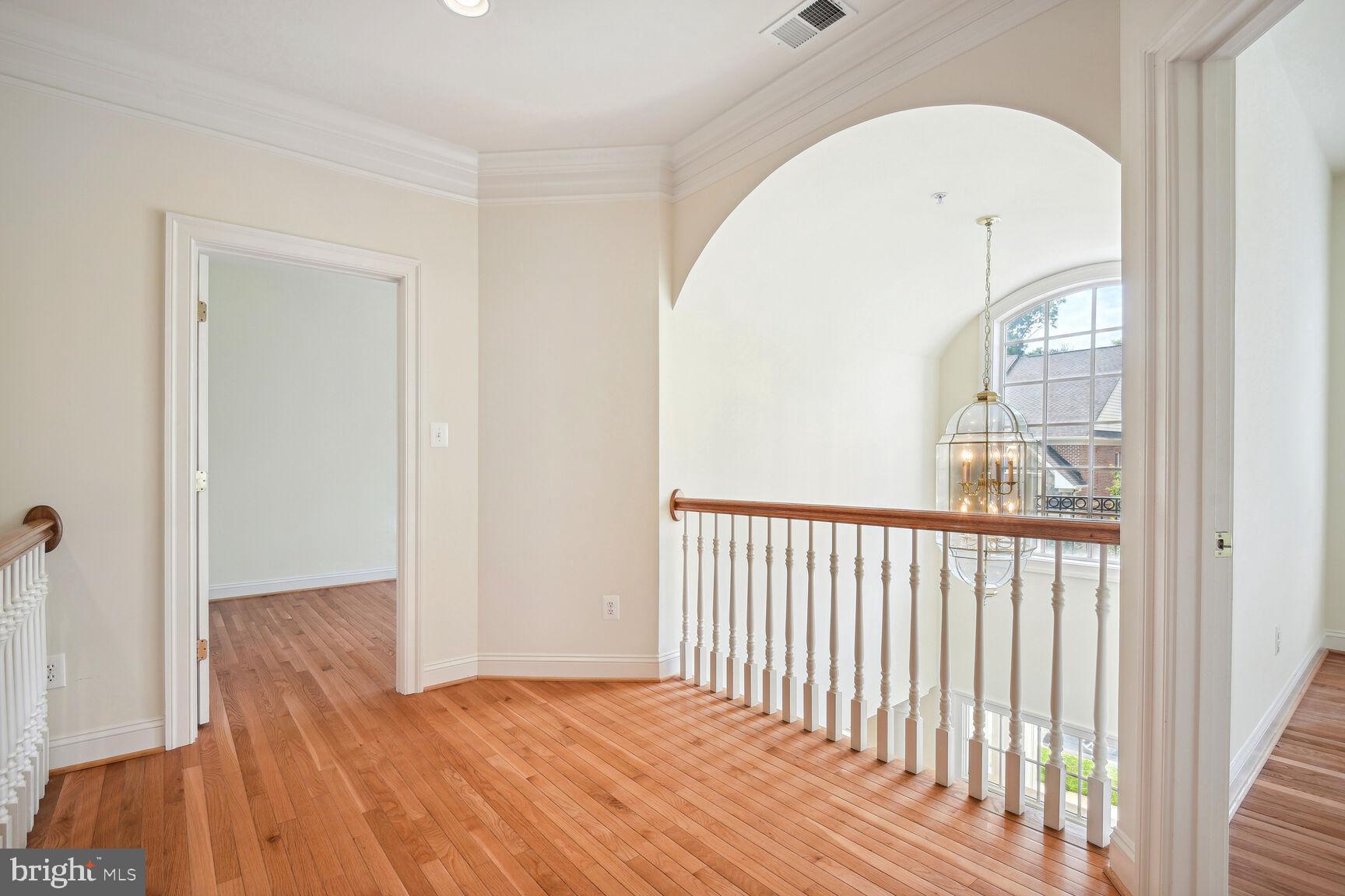 POTOMAC CREST - Residential