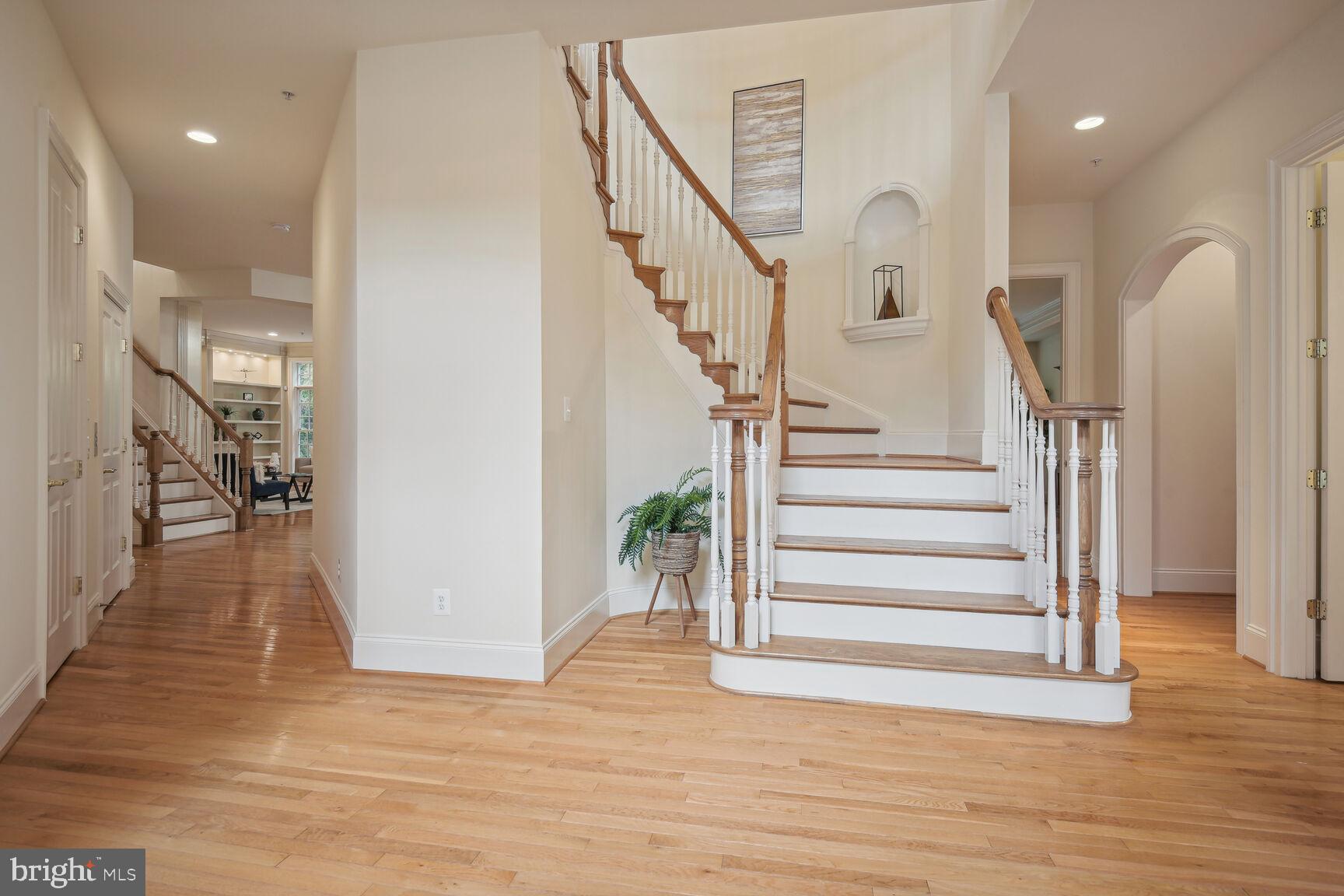 POTOMAC CREST - Residential