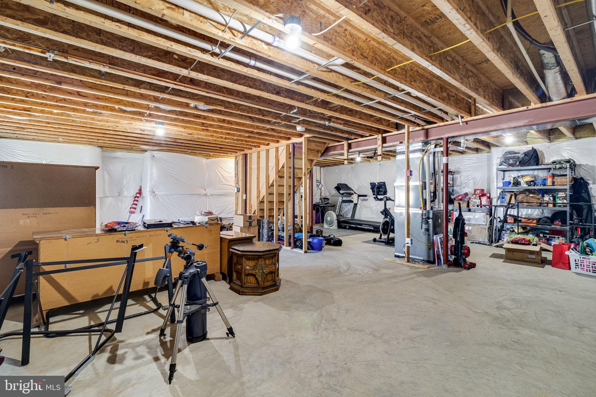 BROAD CREEK - Residential