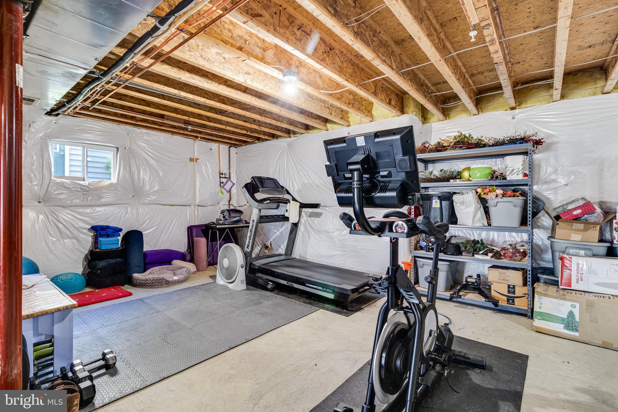 BROAD CREEK - Residential