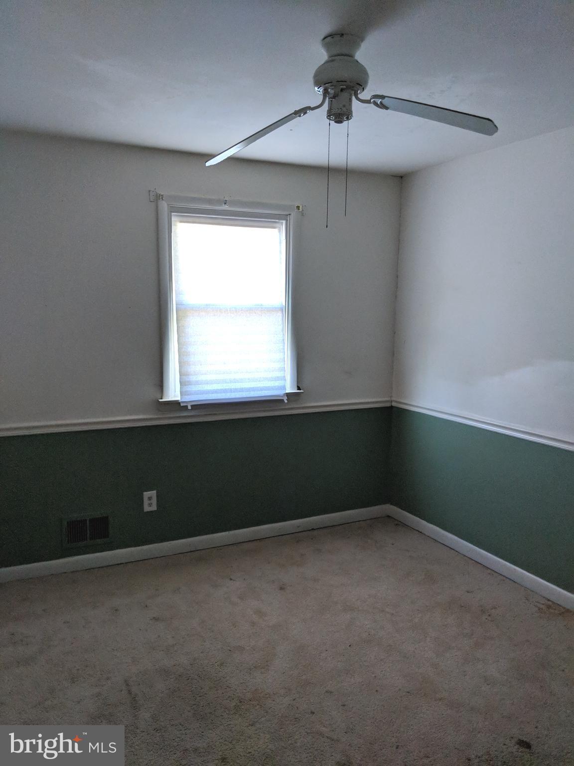 VILLAGE OF OLD HARFORD - Residential