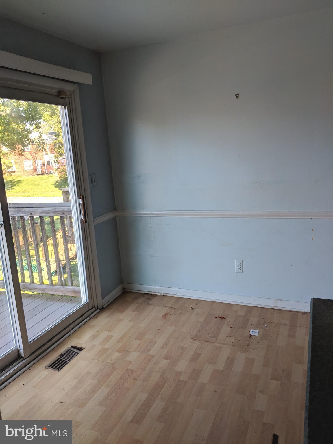 VILLAGE OF OLD HARFORD - Residential