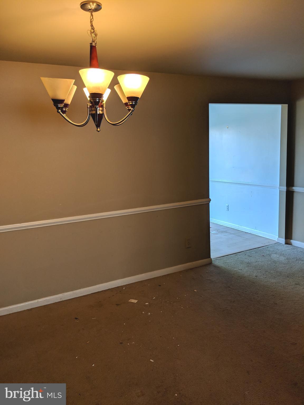 VILLAGE OF OLD HARFORD - Residential