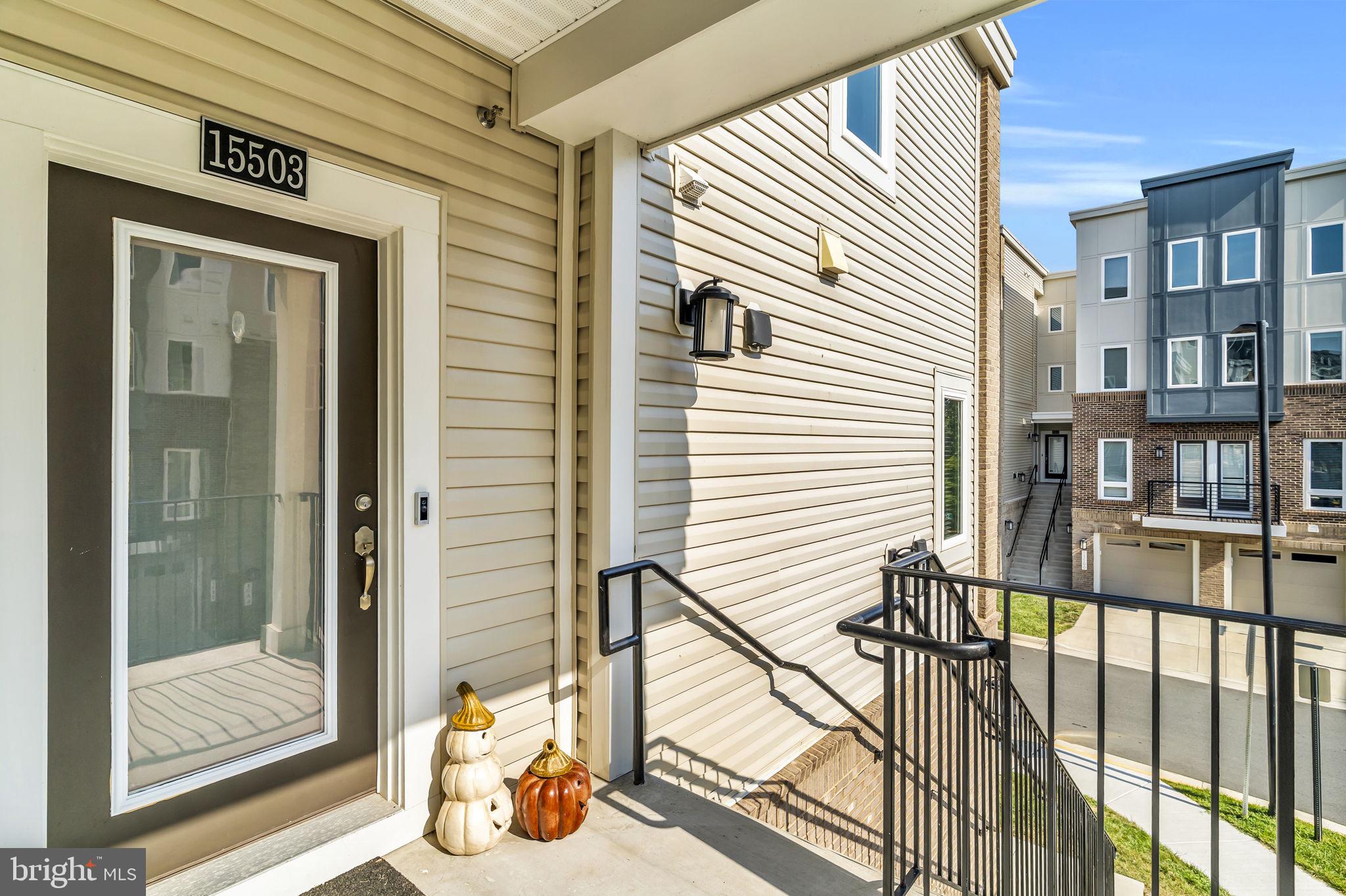 15503 SMOKE BOX WAY