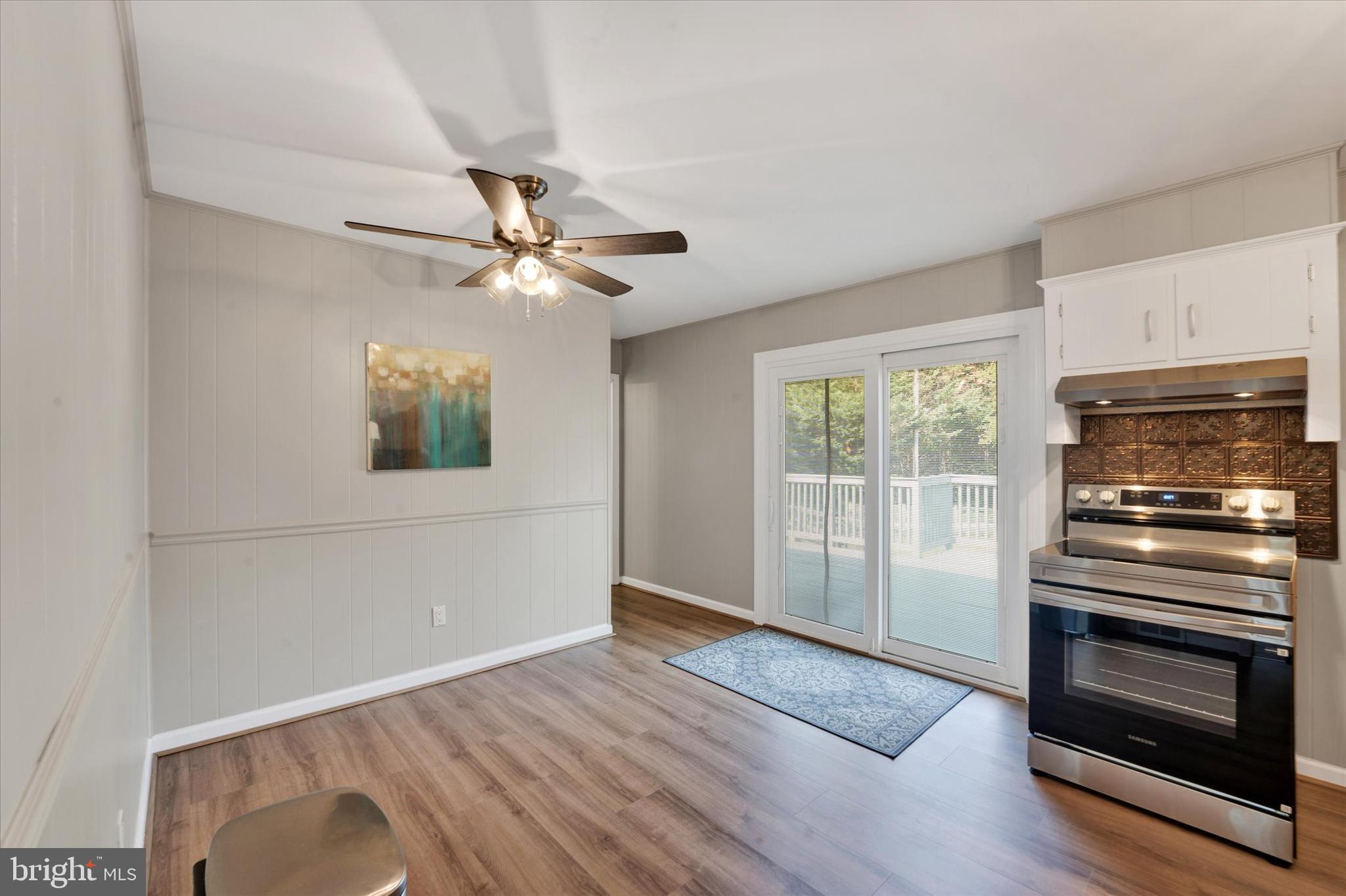 5886 WOODBINE ROAD