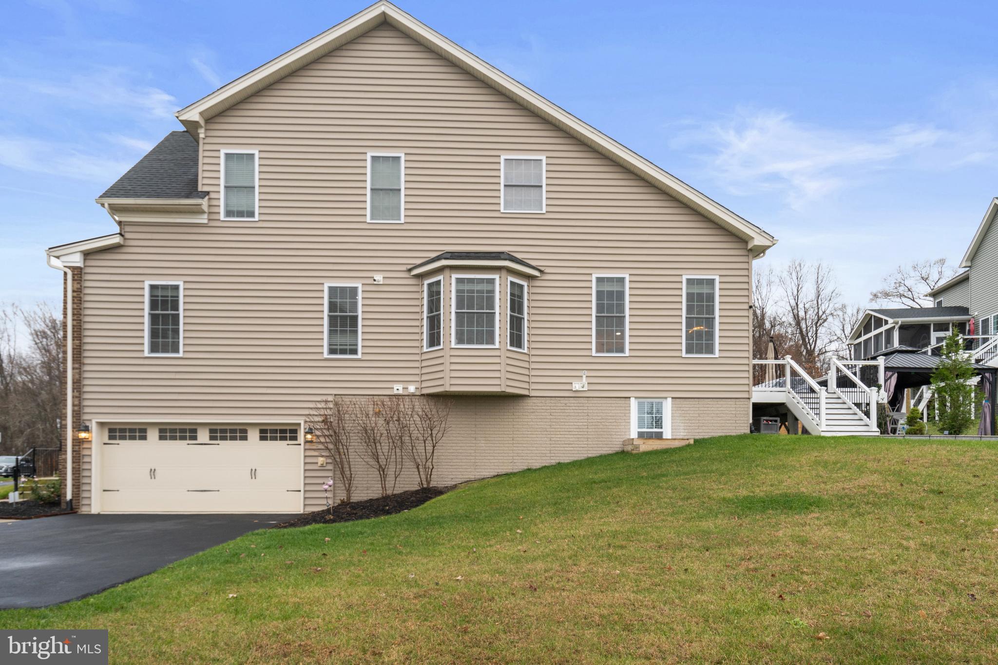 MARLBORO RIDGE - Residential