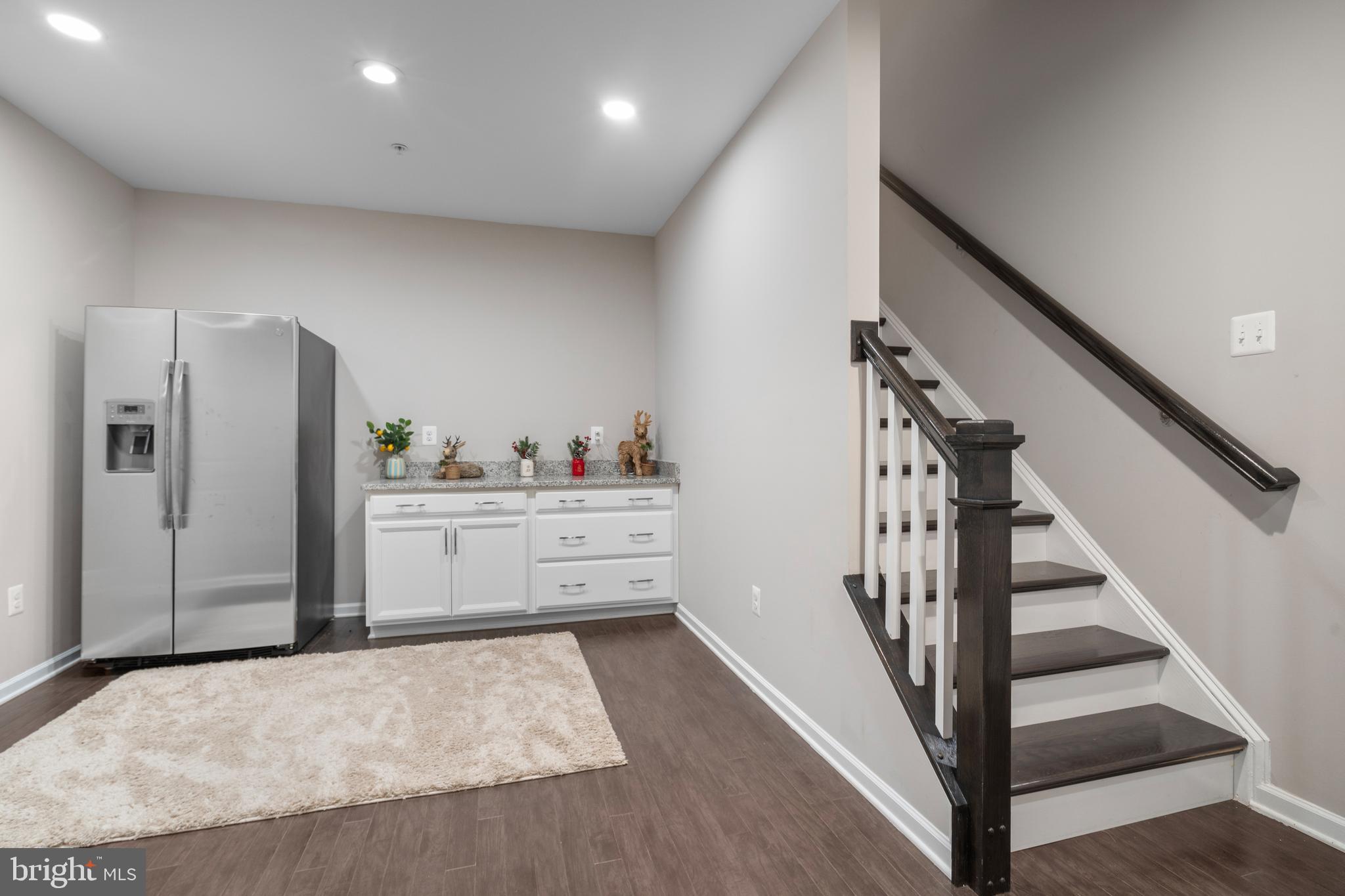 MARLBORO RIDGE - Residential