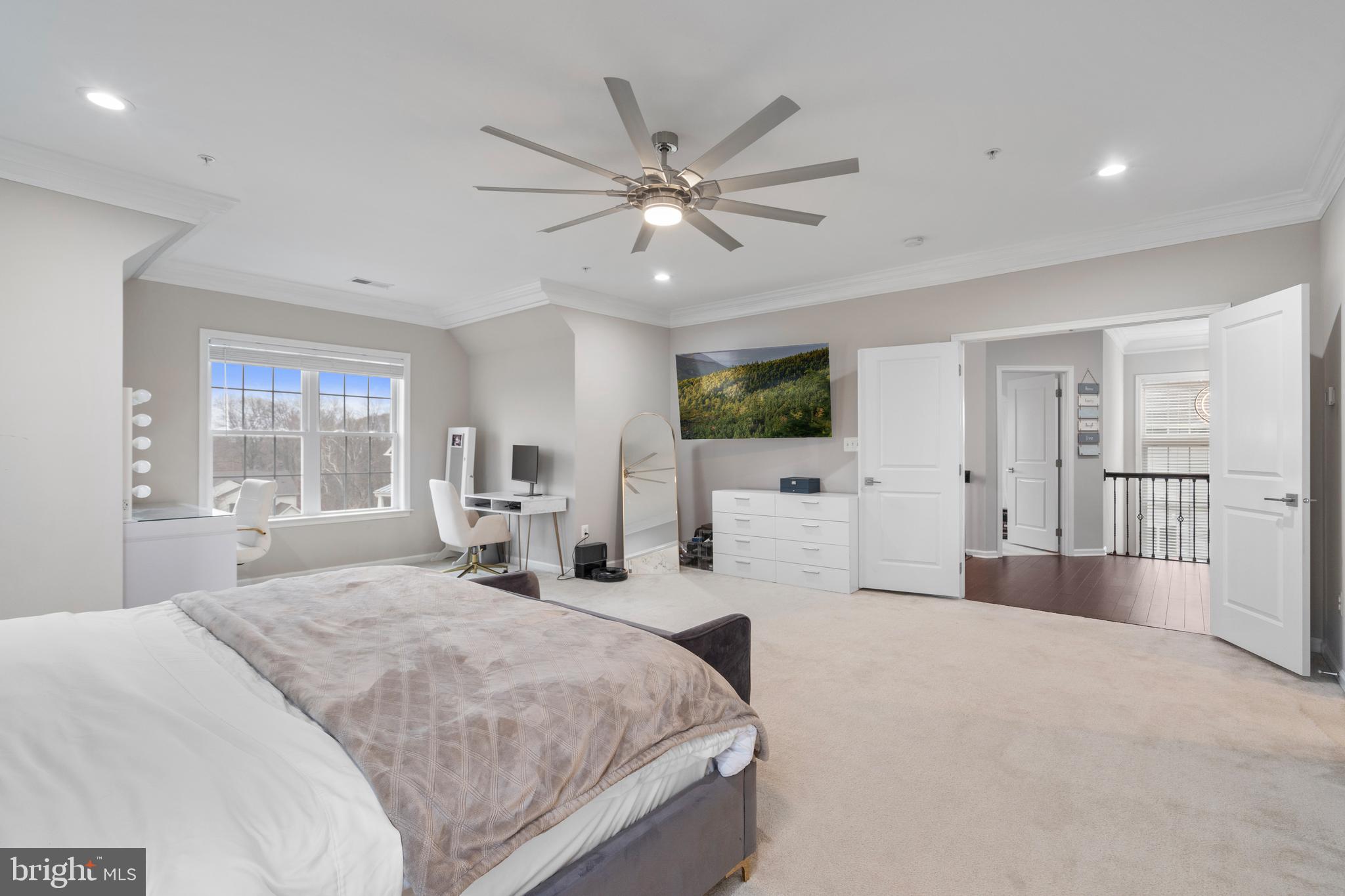 MARLBORO RIDGE - Residential