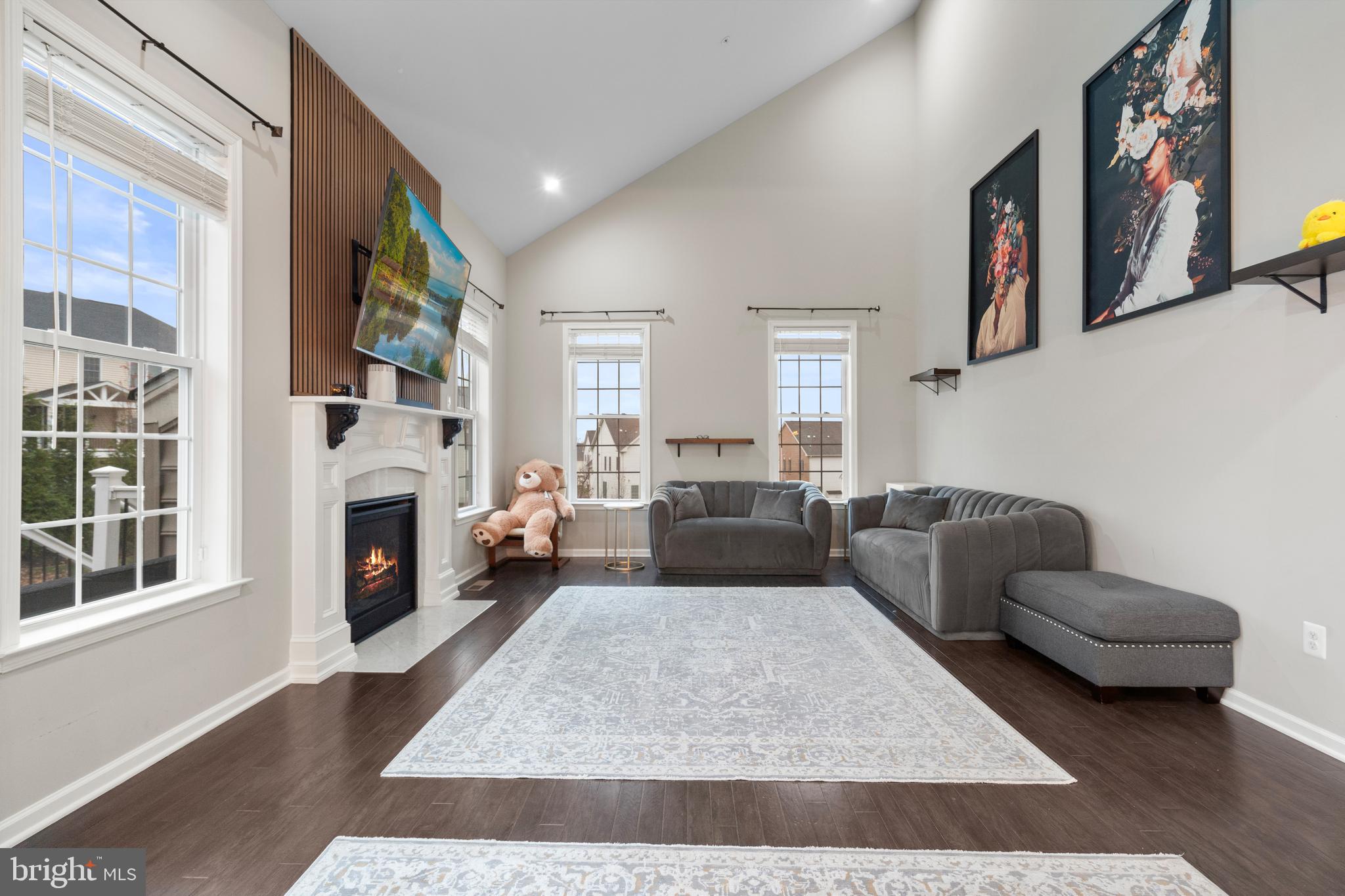 MARLBORO RIDGE - Residential