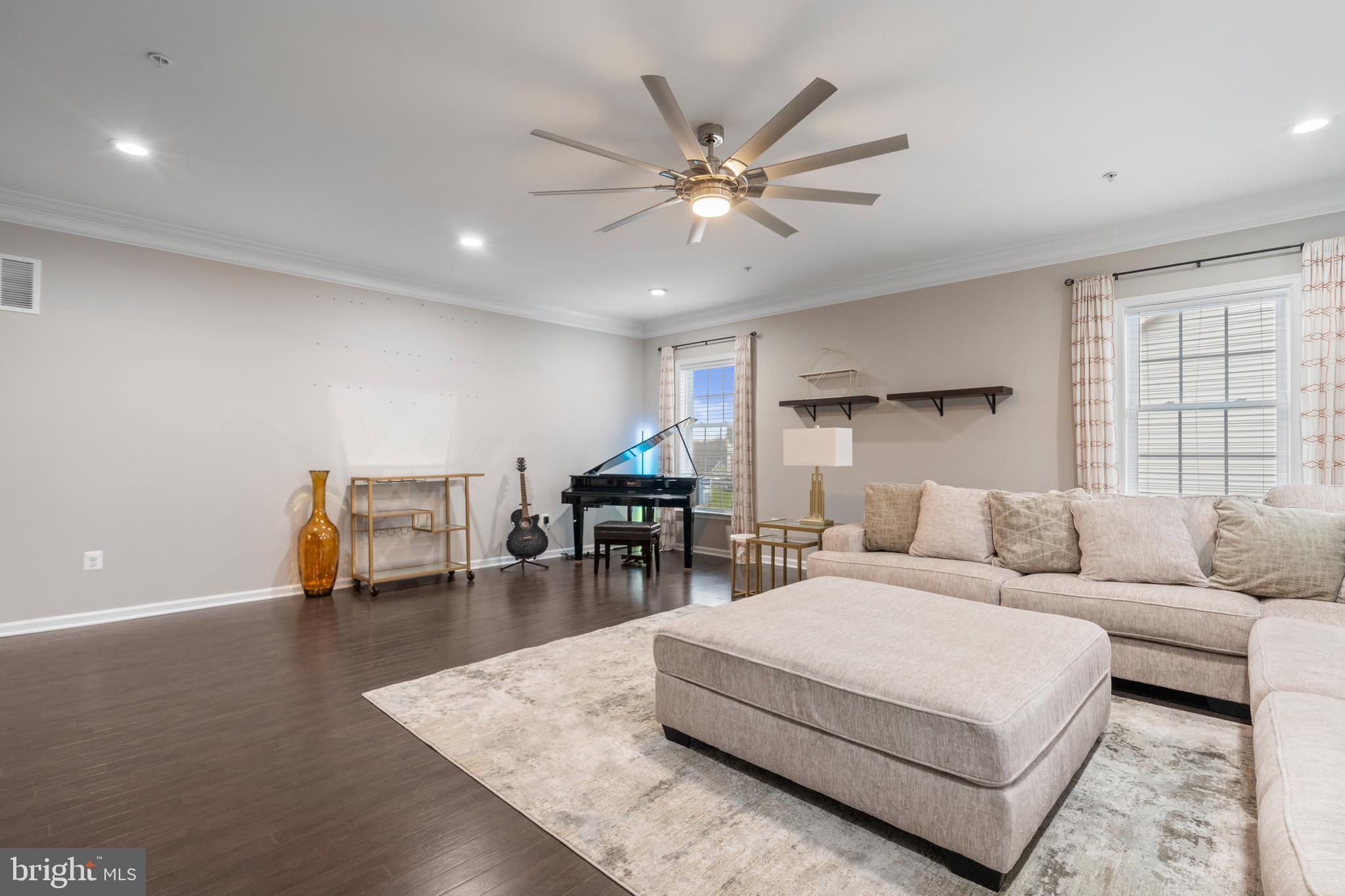 MARLBORO RIDGE - Residential