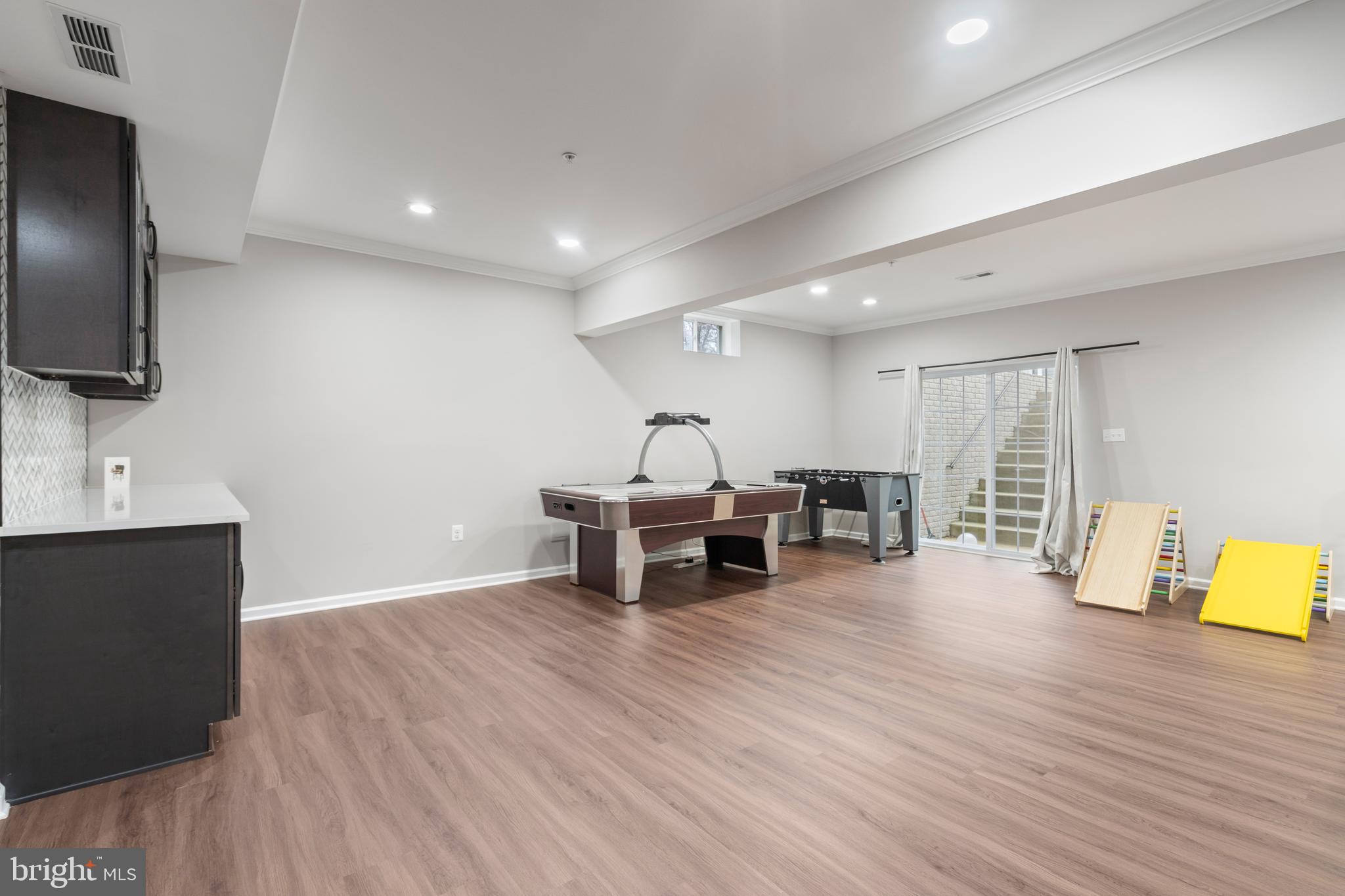 MARLBORO RIDGE - Residential