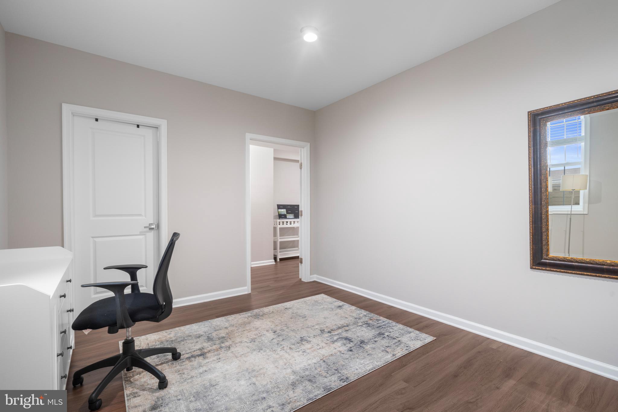 MARLBORO RIDGE - Residential