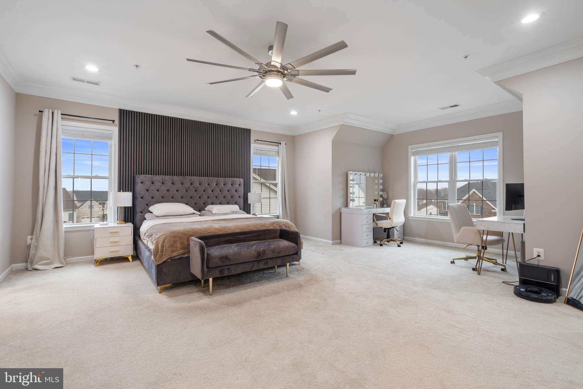 MARLBORO RIDGE - Residential