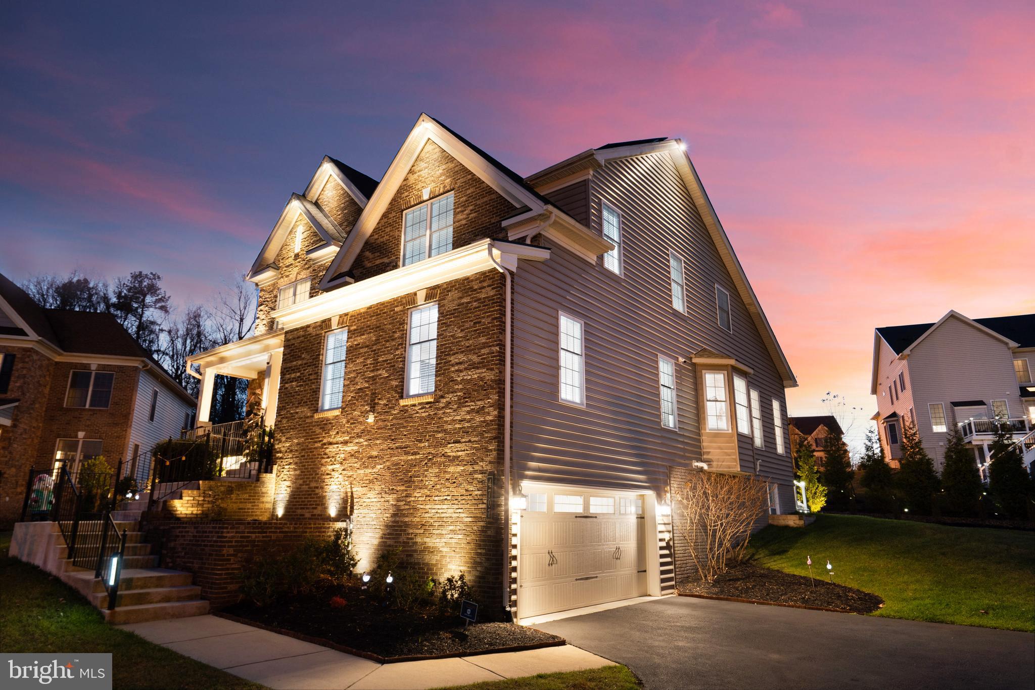 4707 THOROUGHBRED DRIVE