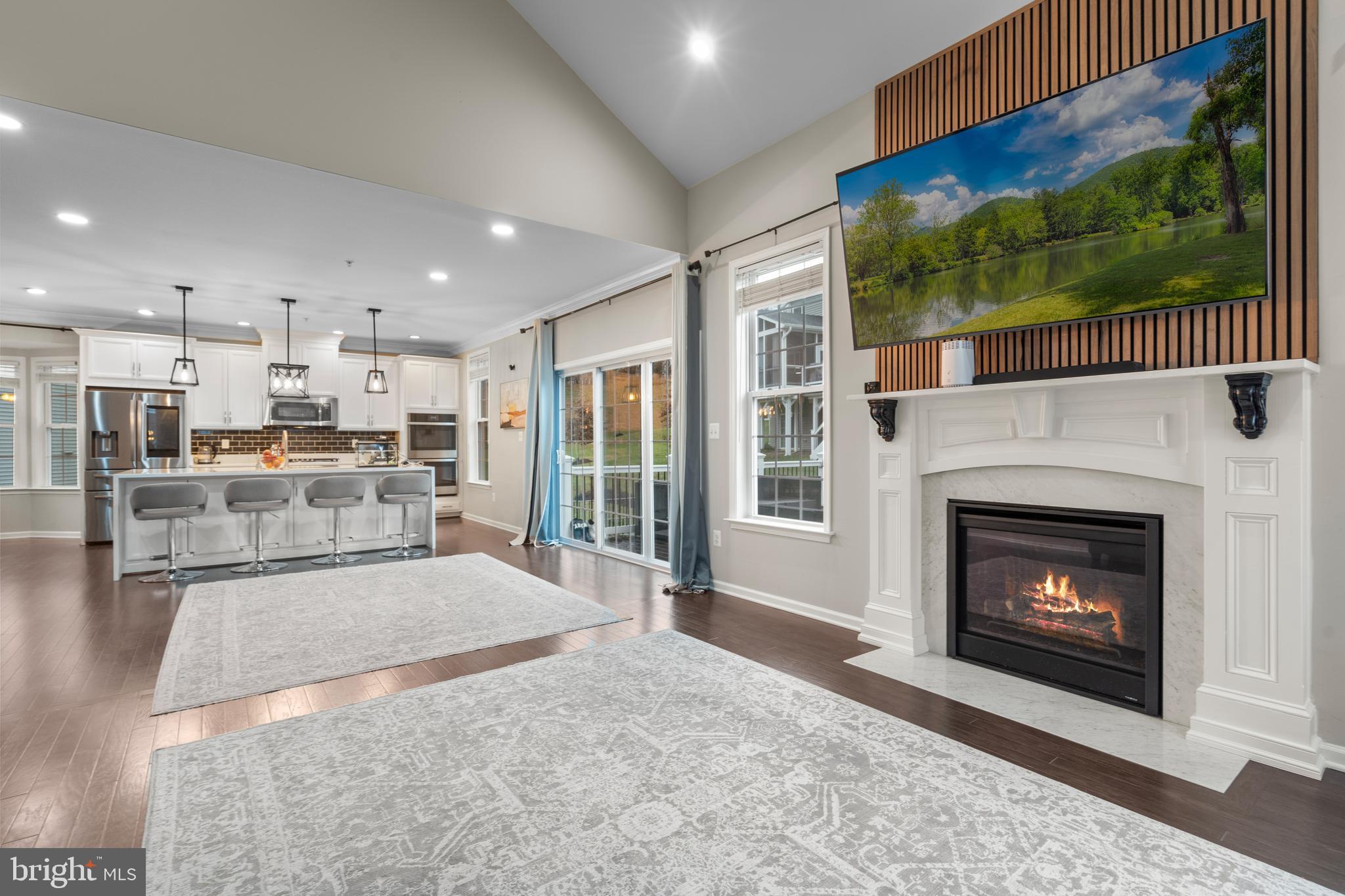 MARLBORO RIDGE - Residential