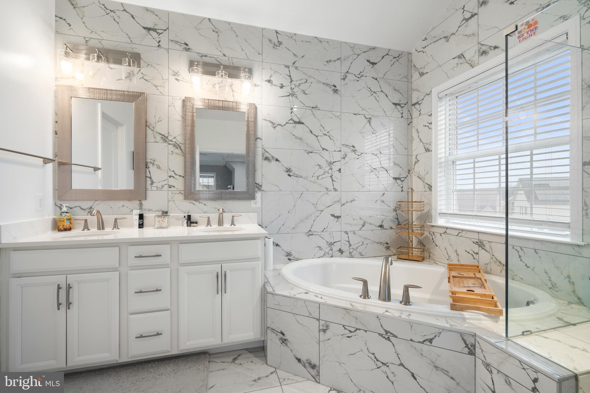 MARLBORO RIDGE - Residential