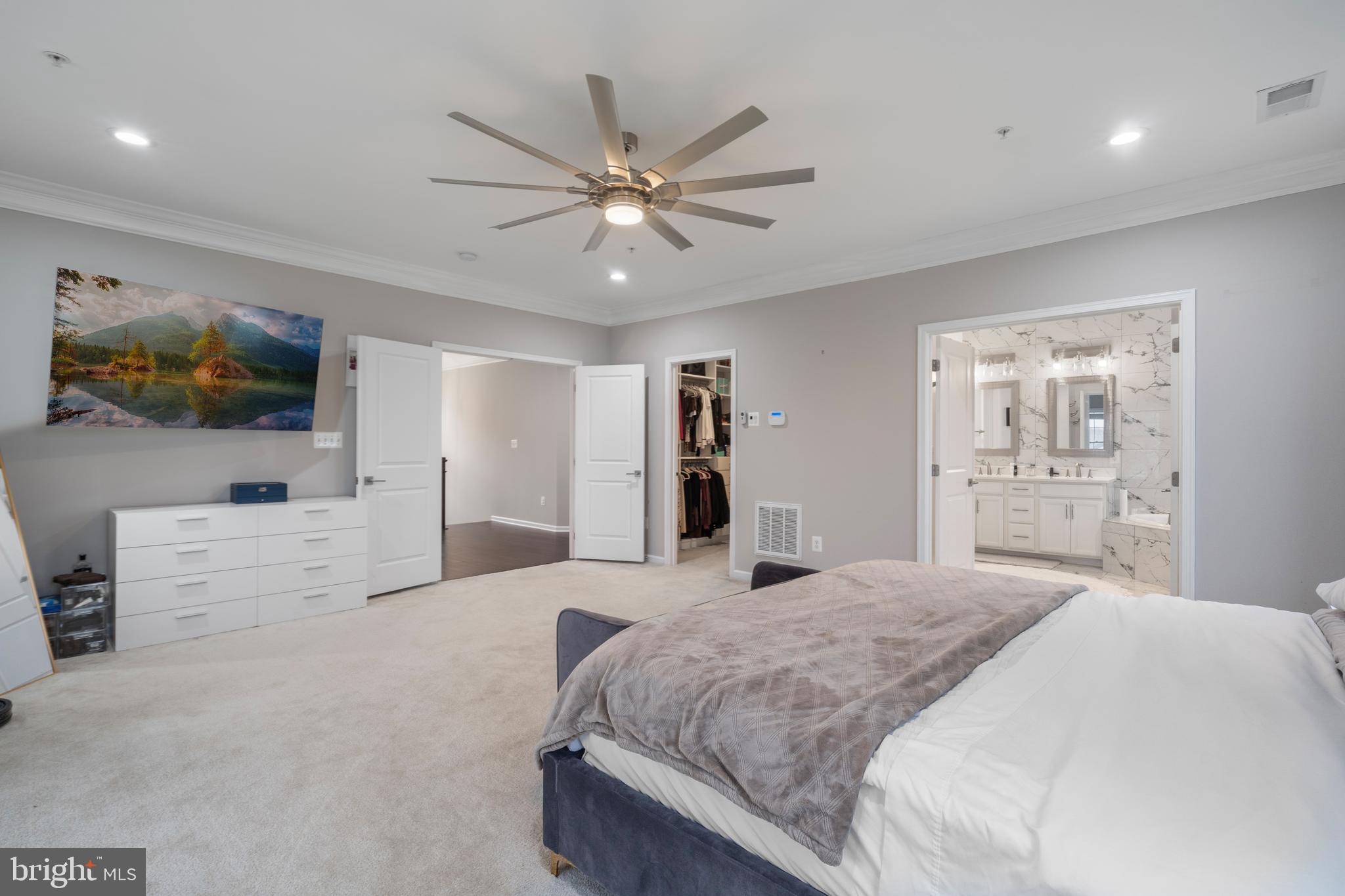 MARLBORO RIDGE - Residential