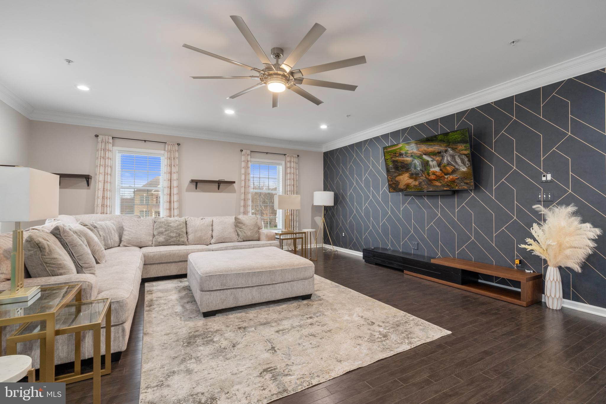 MARLBORO RIDGE - Residential