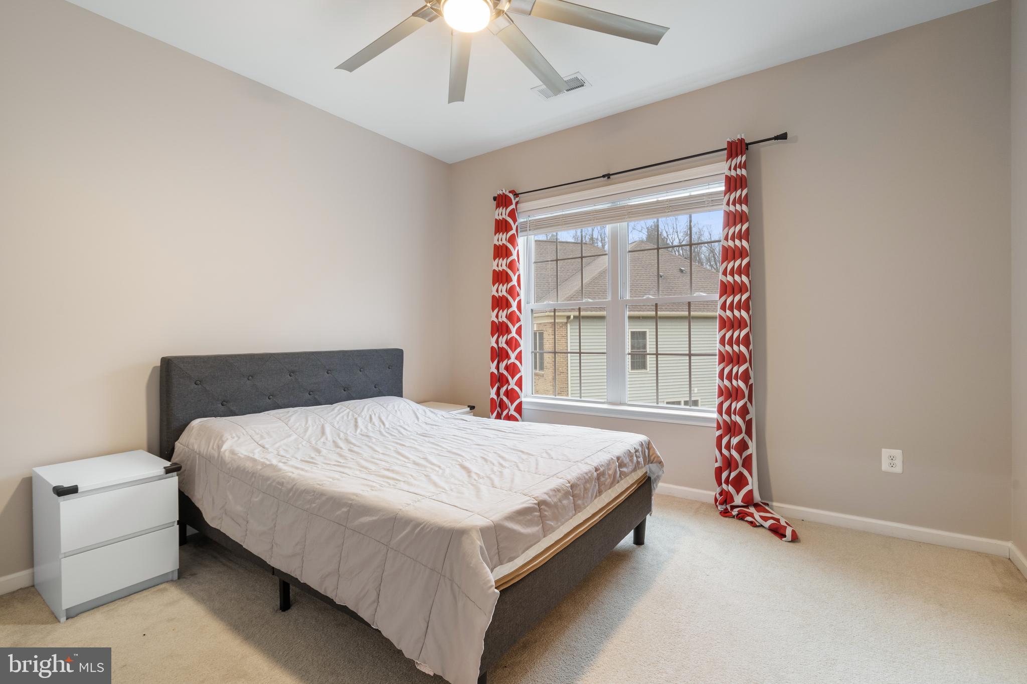 MARLBORO RIDGE - Residential