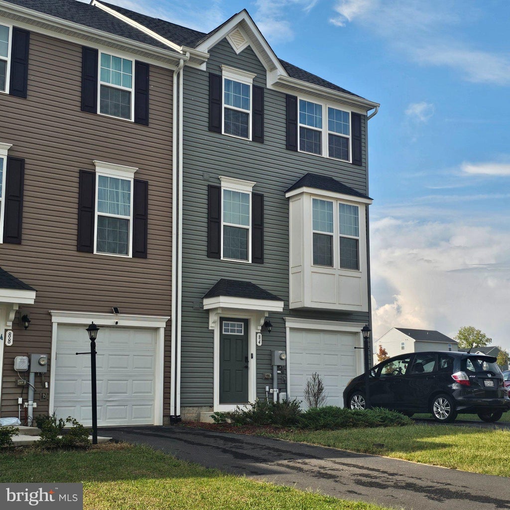 Photo of 84 Dripping Spring Drive, HEDGESVILLE, WV 25427 (MLS # WVBE2054574)