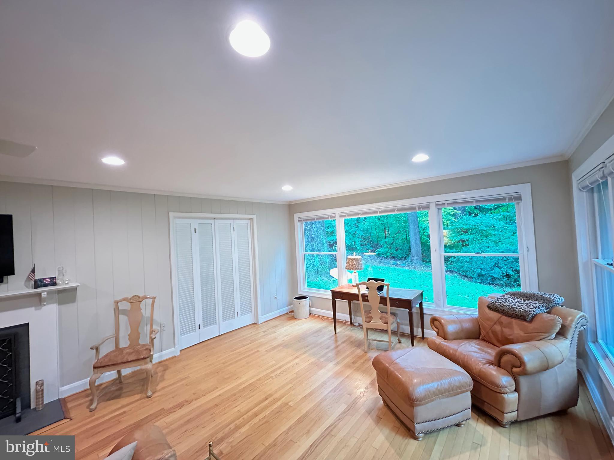 HICKORY HILL - Residential