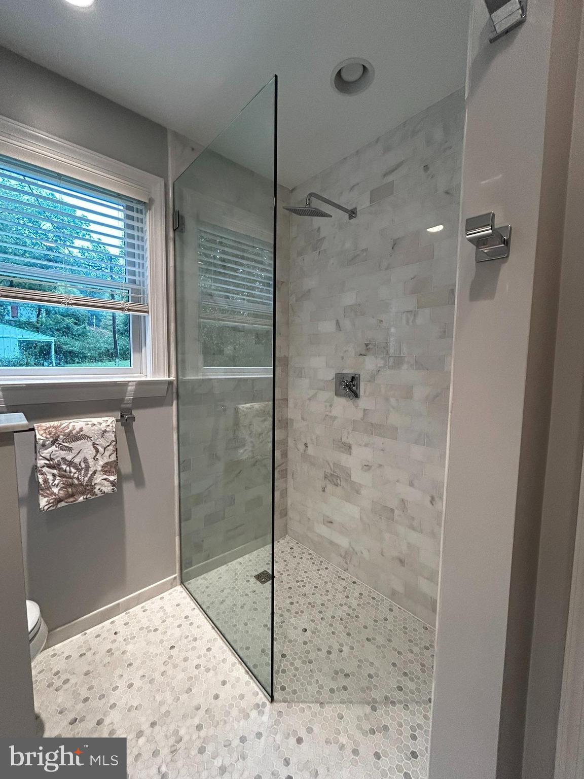 HICKORY HILL - Residential