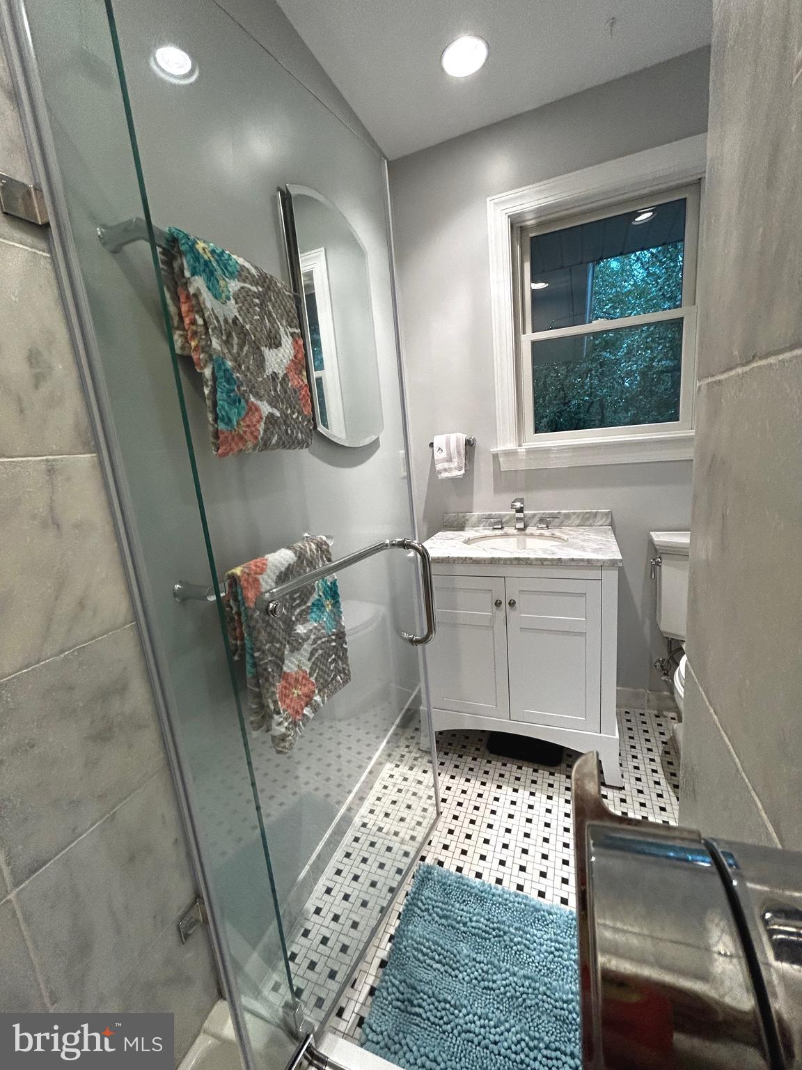 HICKORY HILL - Residential