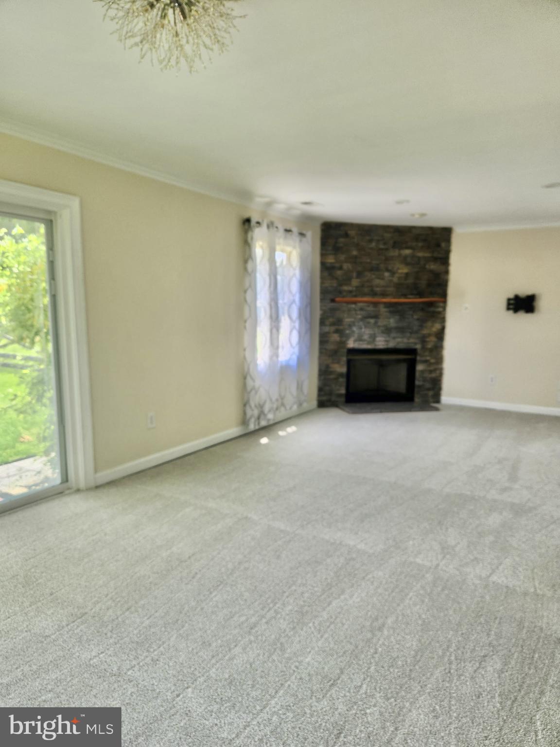 10999 BRISTERSBURG ROAD