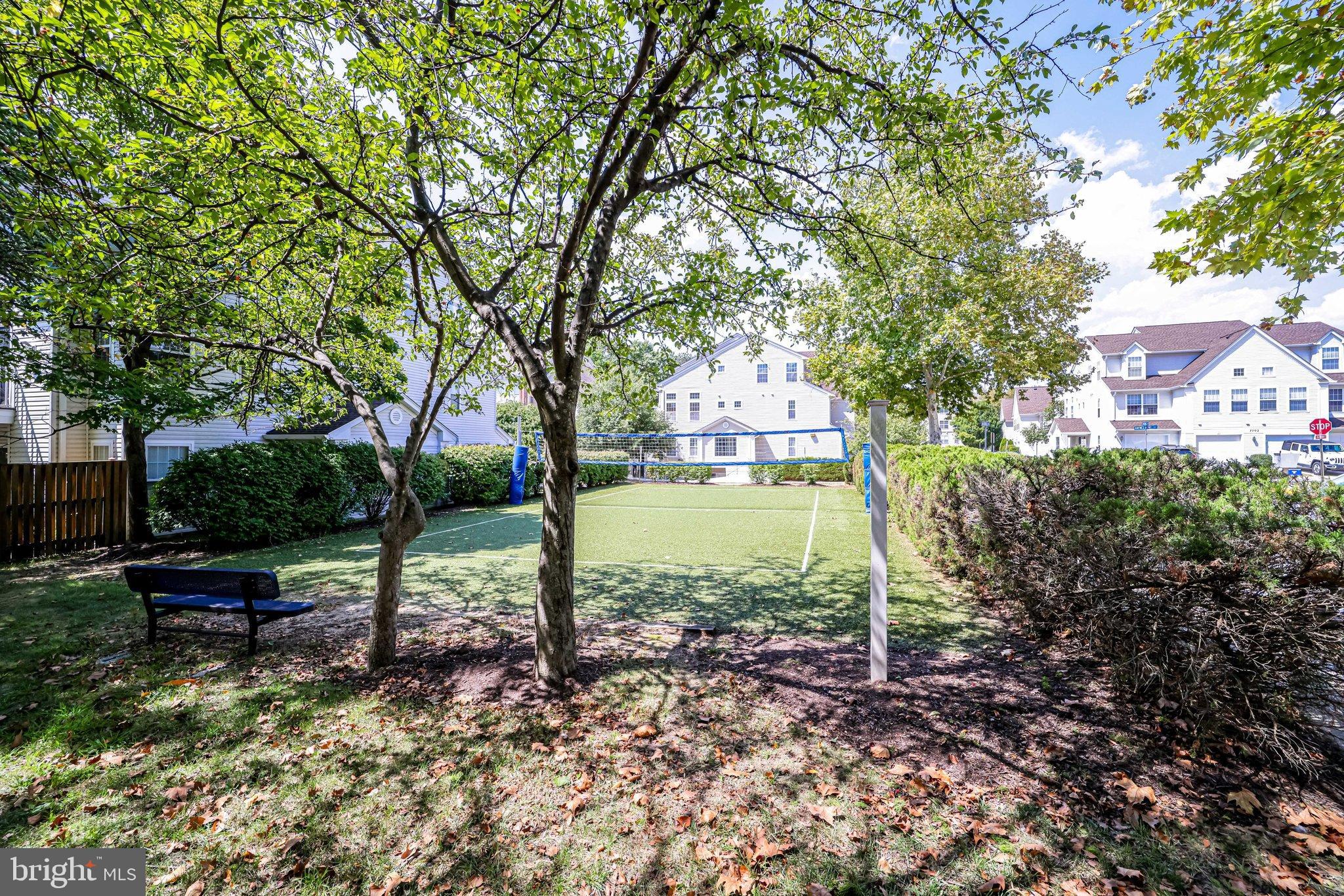 ISLAND CREEK - Residential Lease