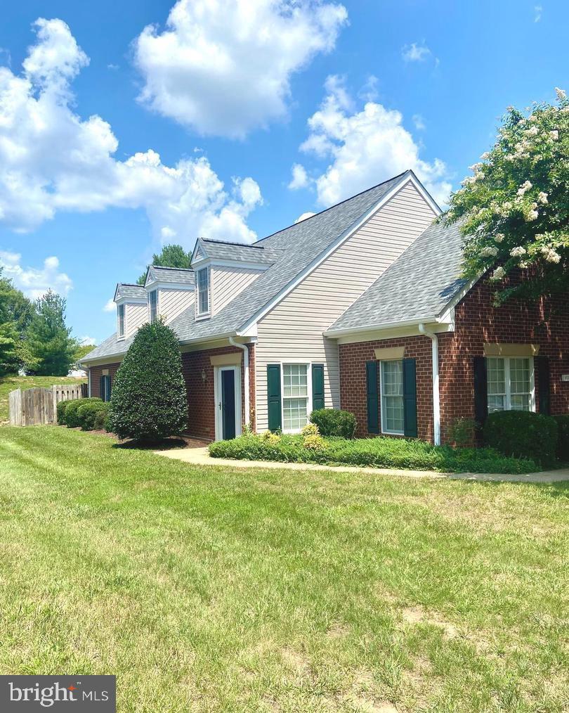 SALEM FIELDS - Residential Lease