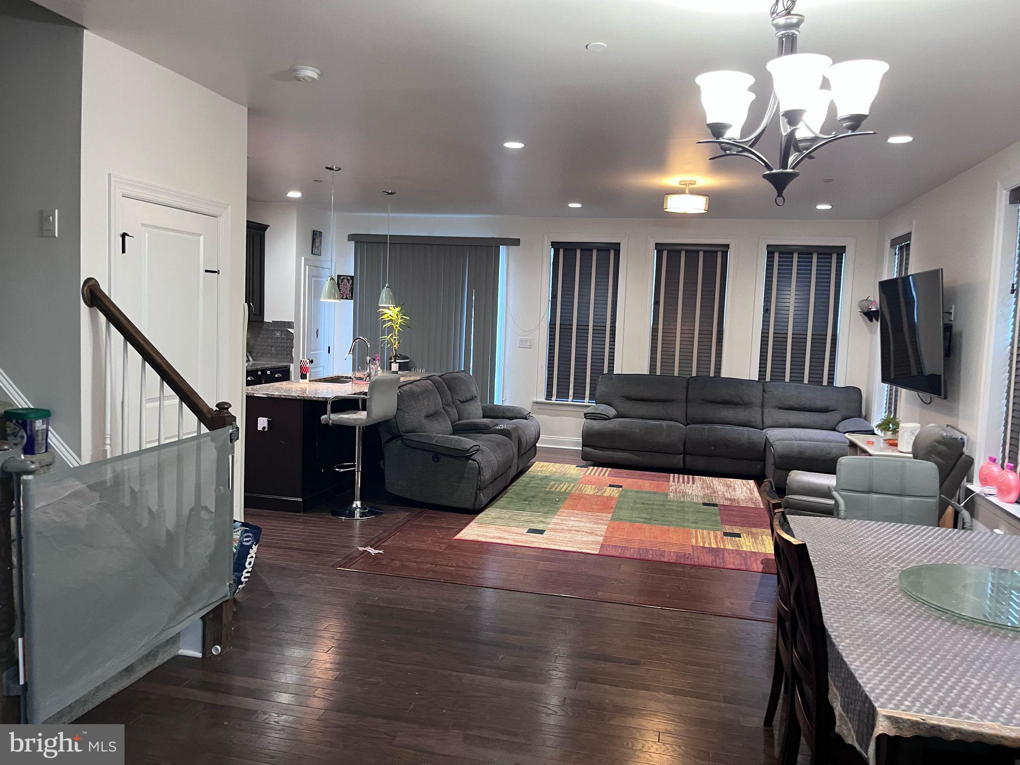 VILLAGES AT CHESTER SPRINGS - Residential Lease