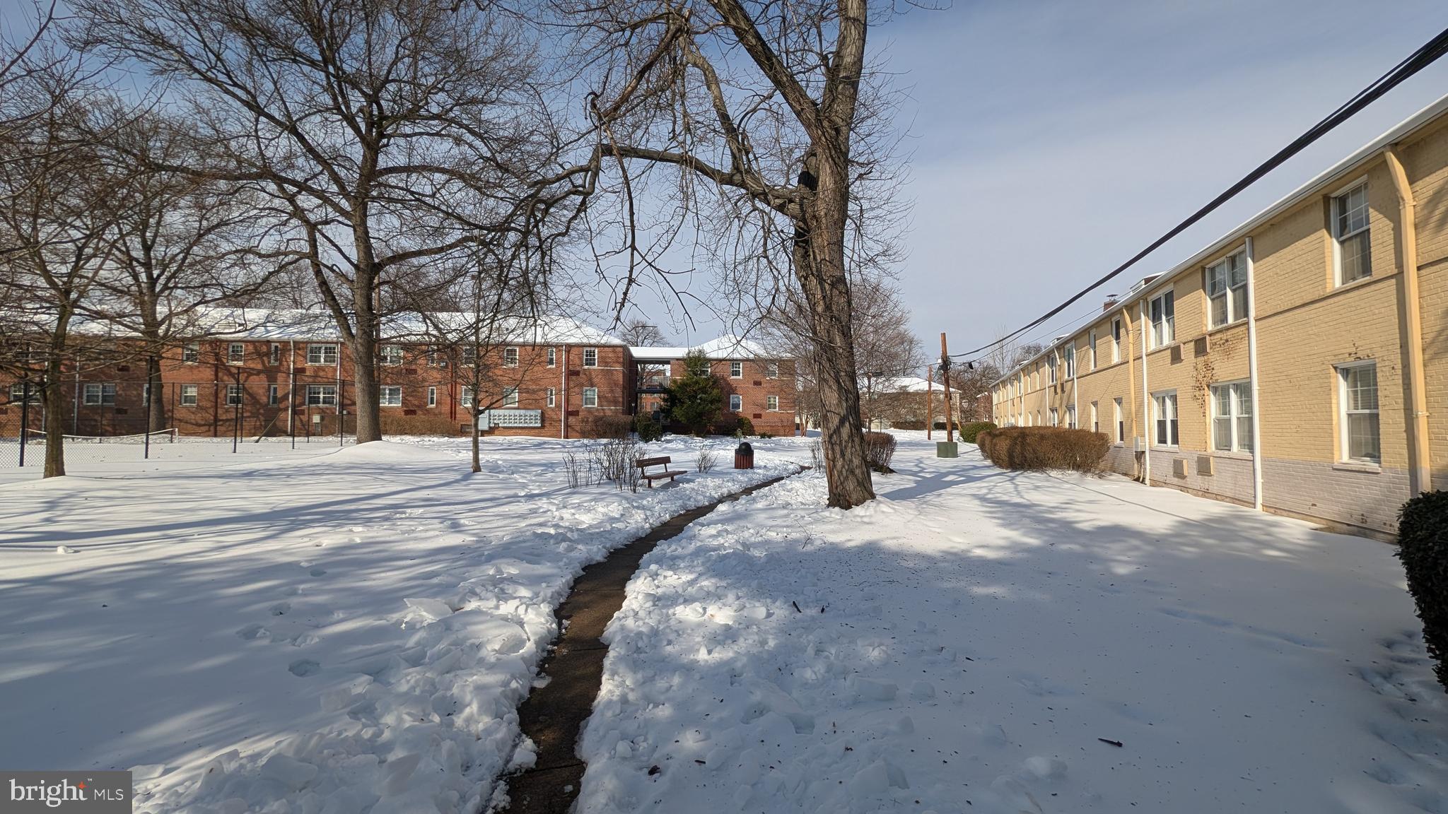 202 N GEORGE MASON DRIVE N 202-2