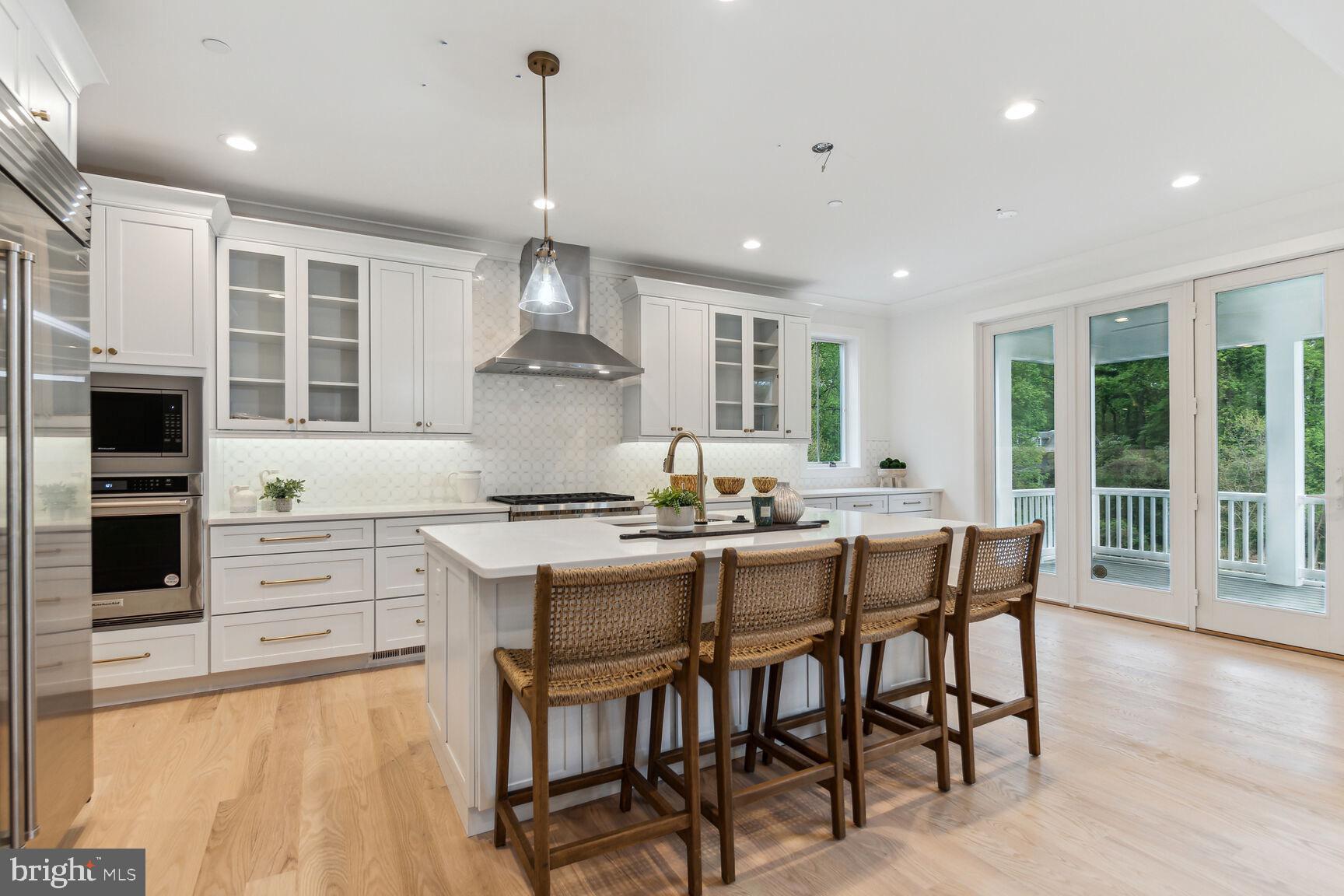 ALTA VISTA GARDENS - Residential