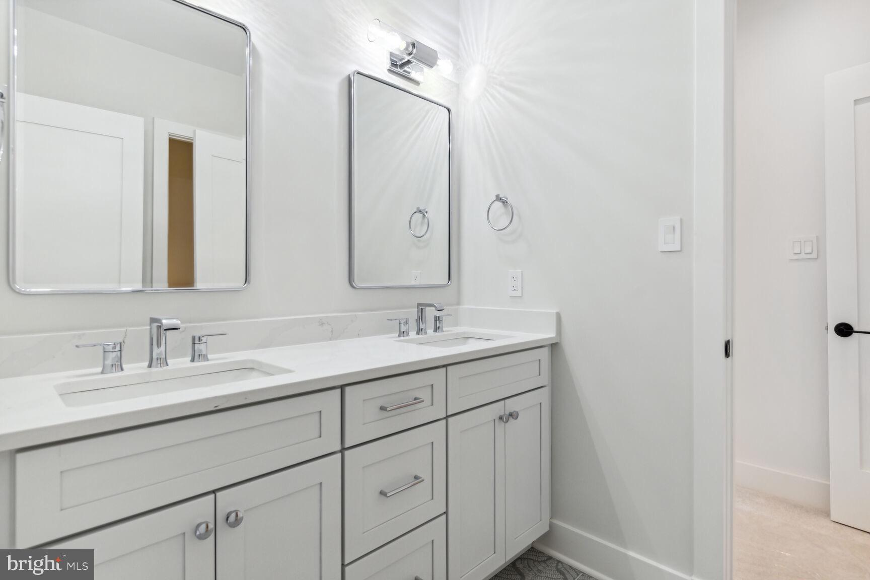 ALTA VISTA GARDENS - Residential