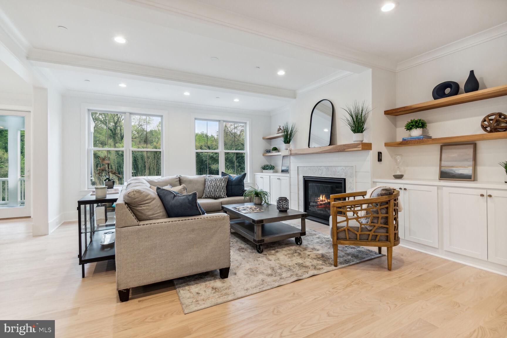 ALTA VISTA GARDENS - Residential