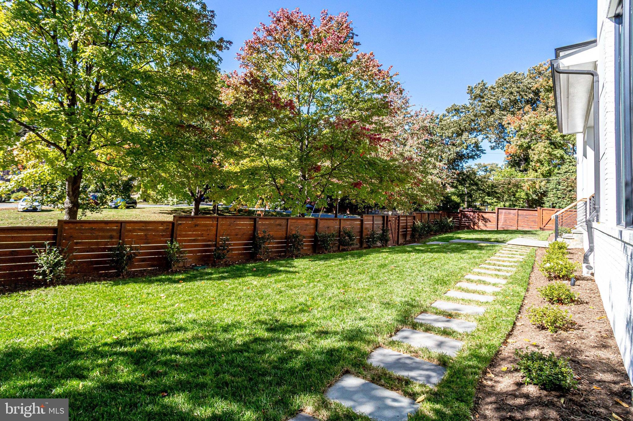 ASHTON HEIGHTS - Residential